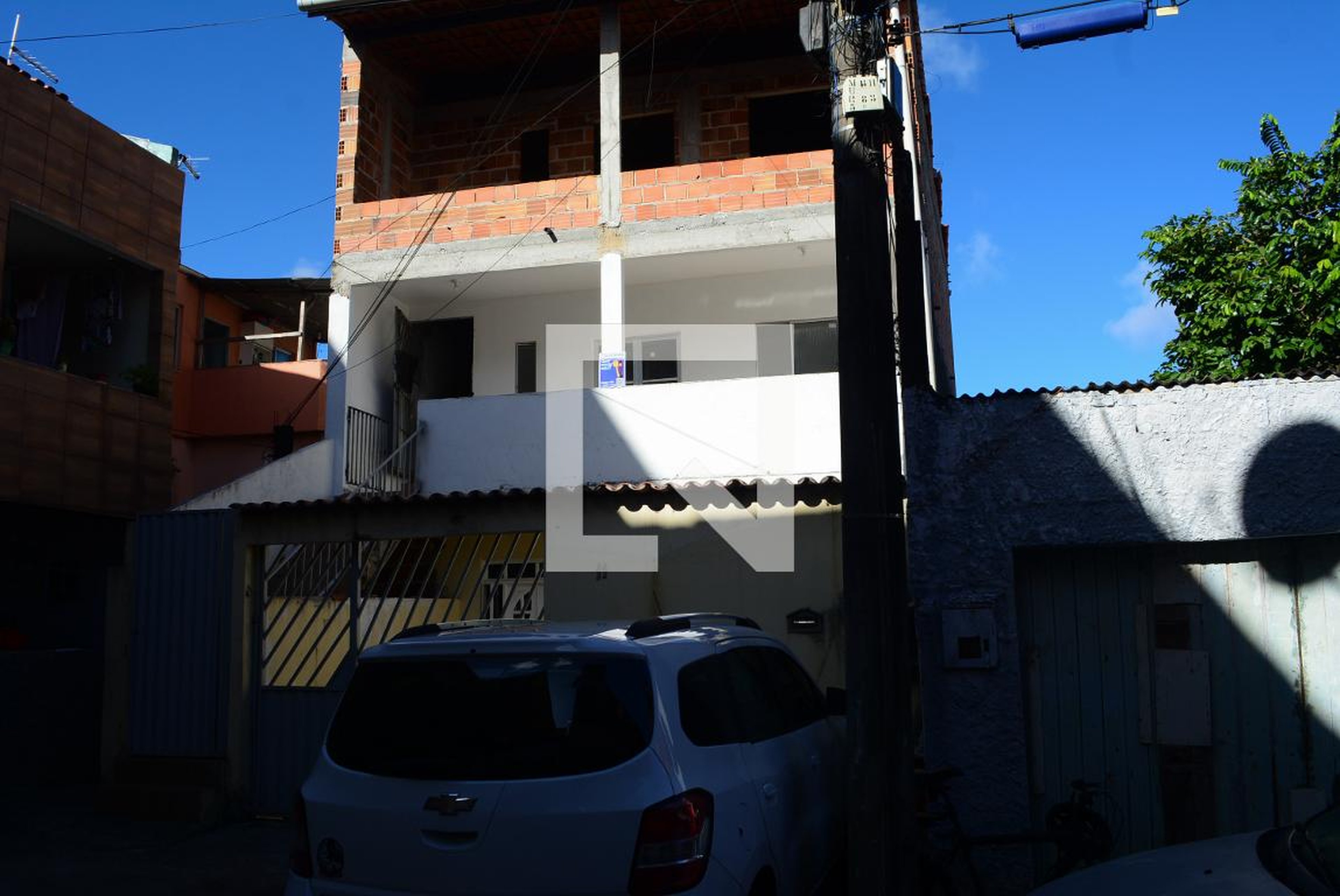 Fachada Condomínio em 4ª Travessa do Mangueiral, 11