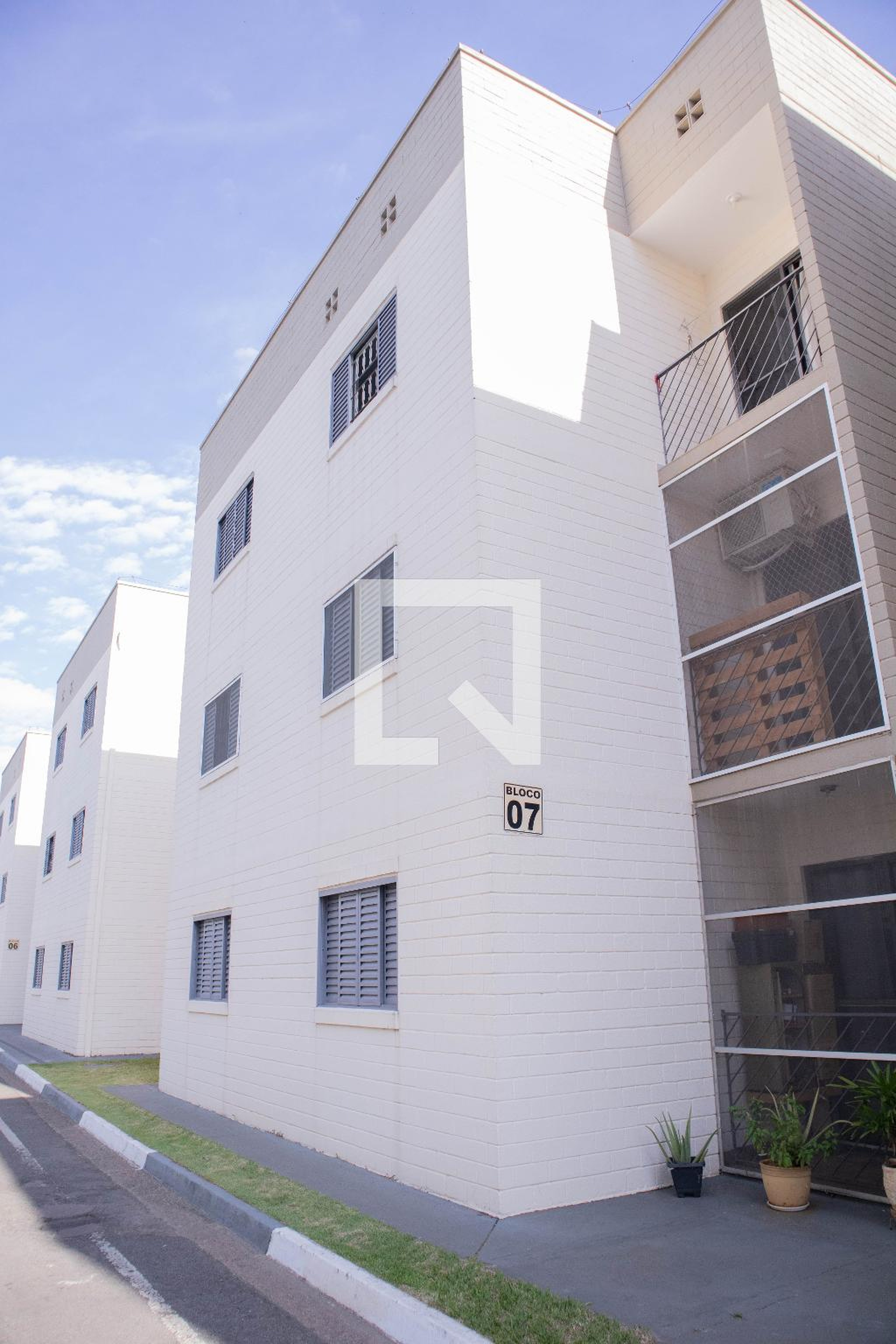 Fachada do Prédio Condomínio Céu Azul III