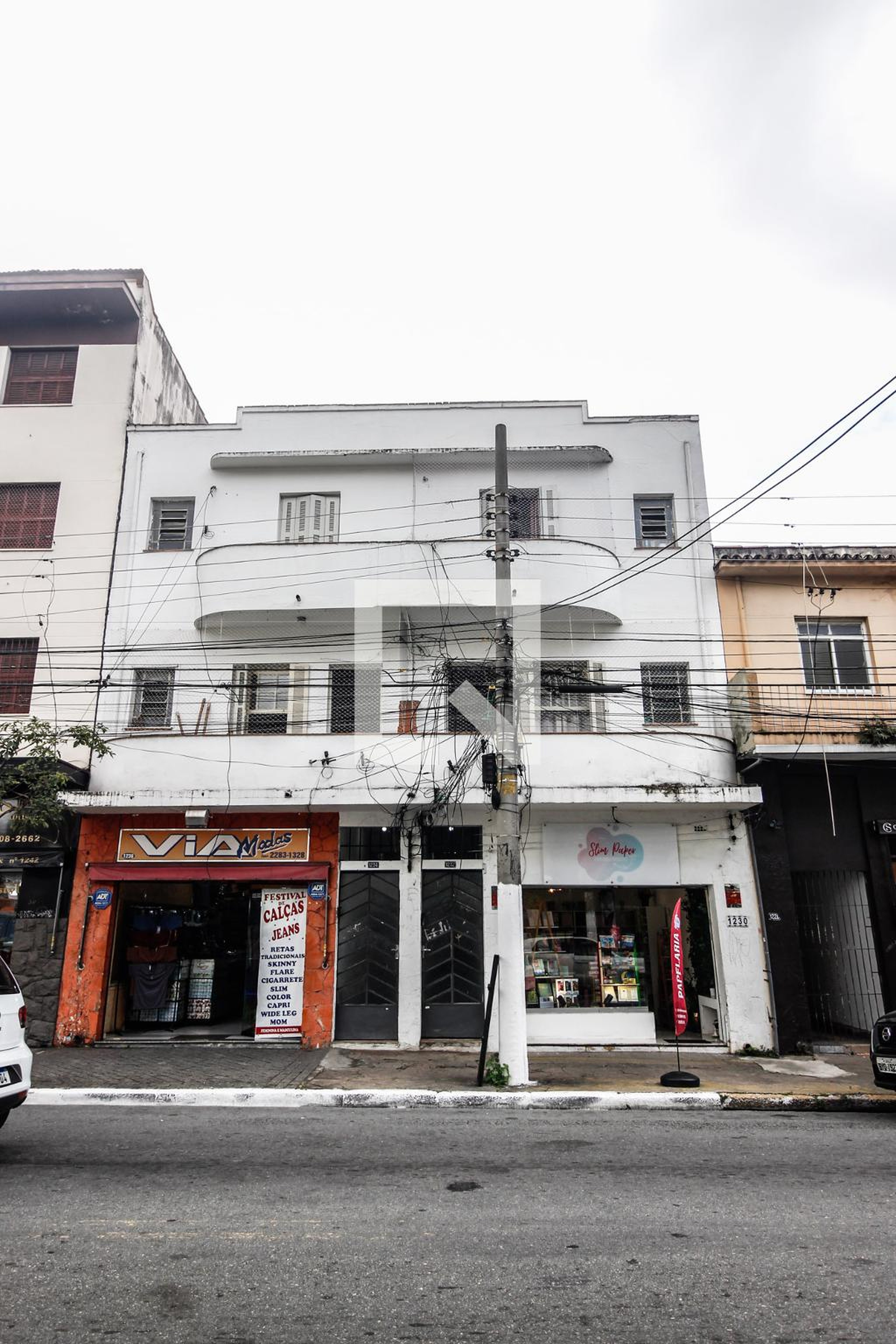 Fachada Condomínio em Avenida Leôncio de Magalhães, 1232