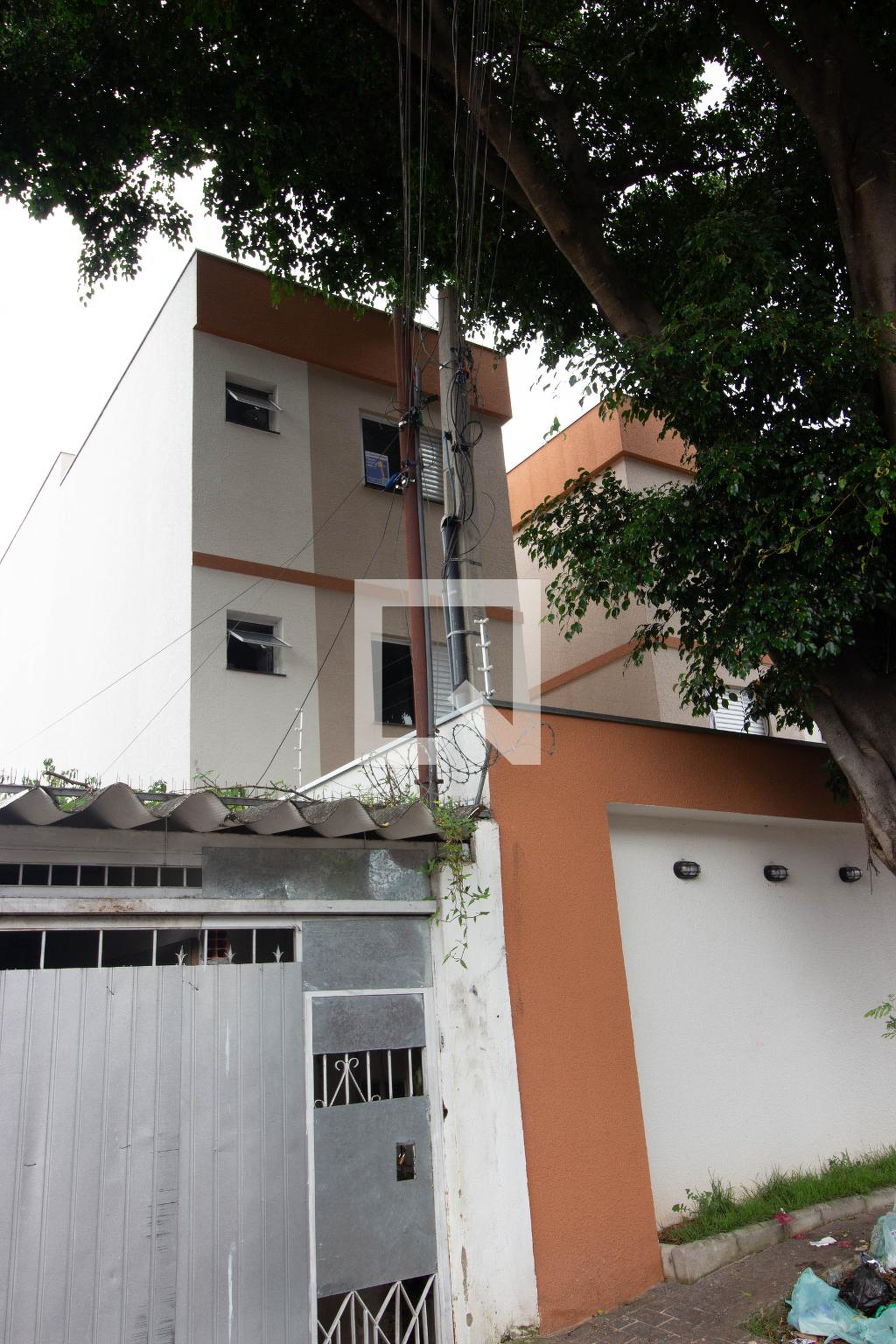 Fachada Condomínio em Rua Erli, 3