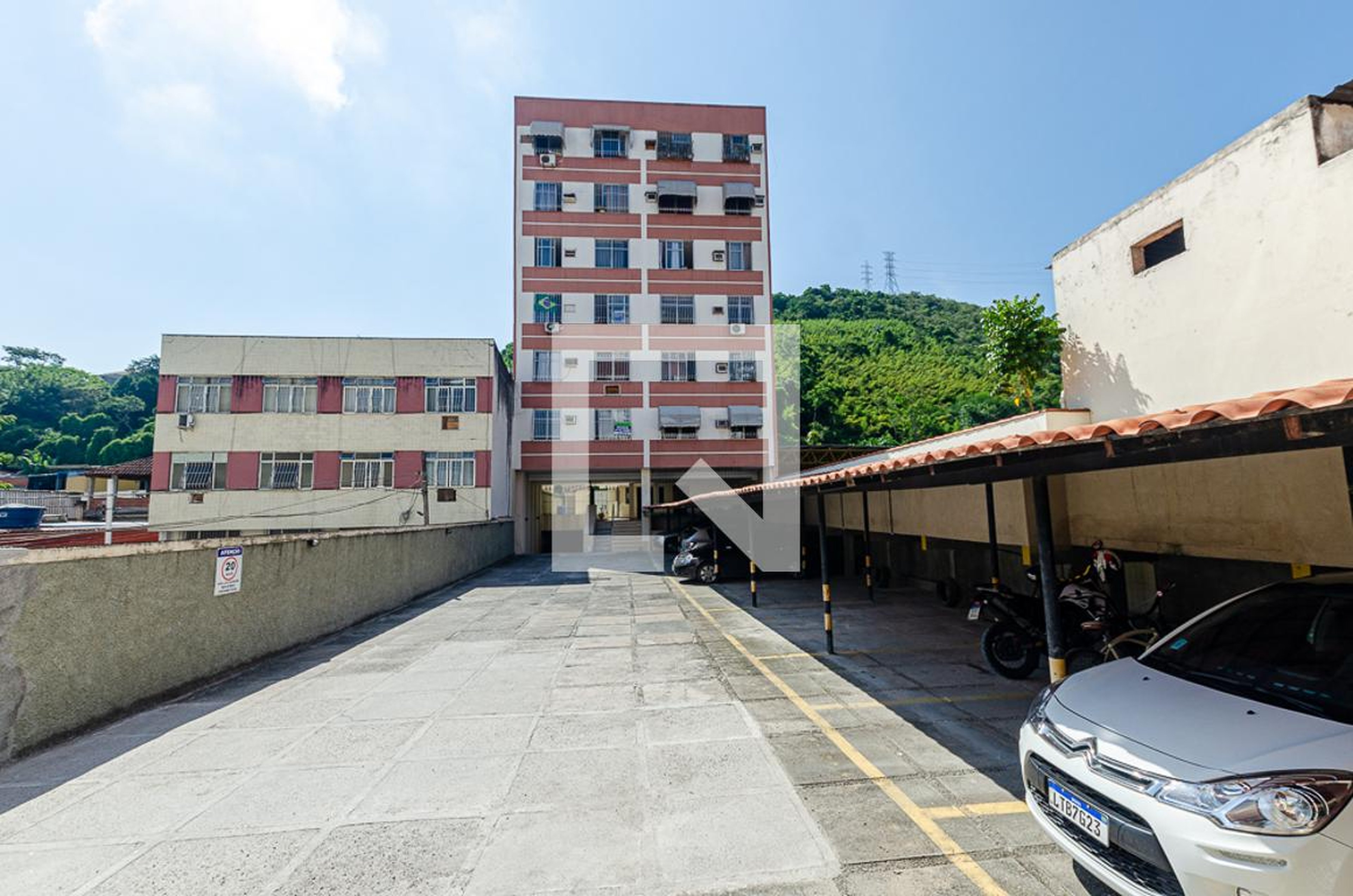 Condomínio - Edifício Boulevard Saint Germain