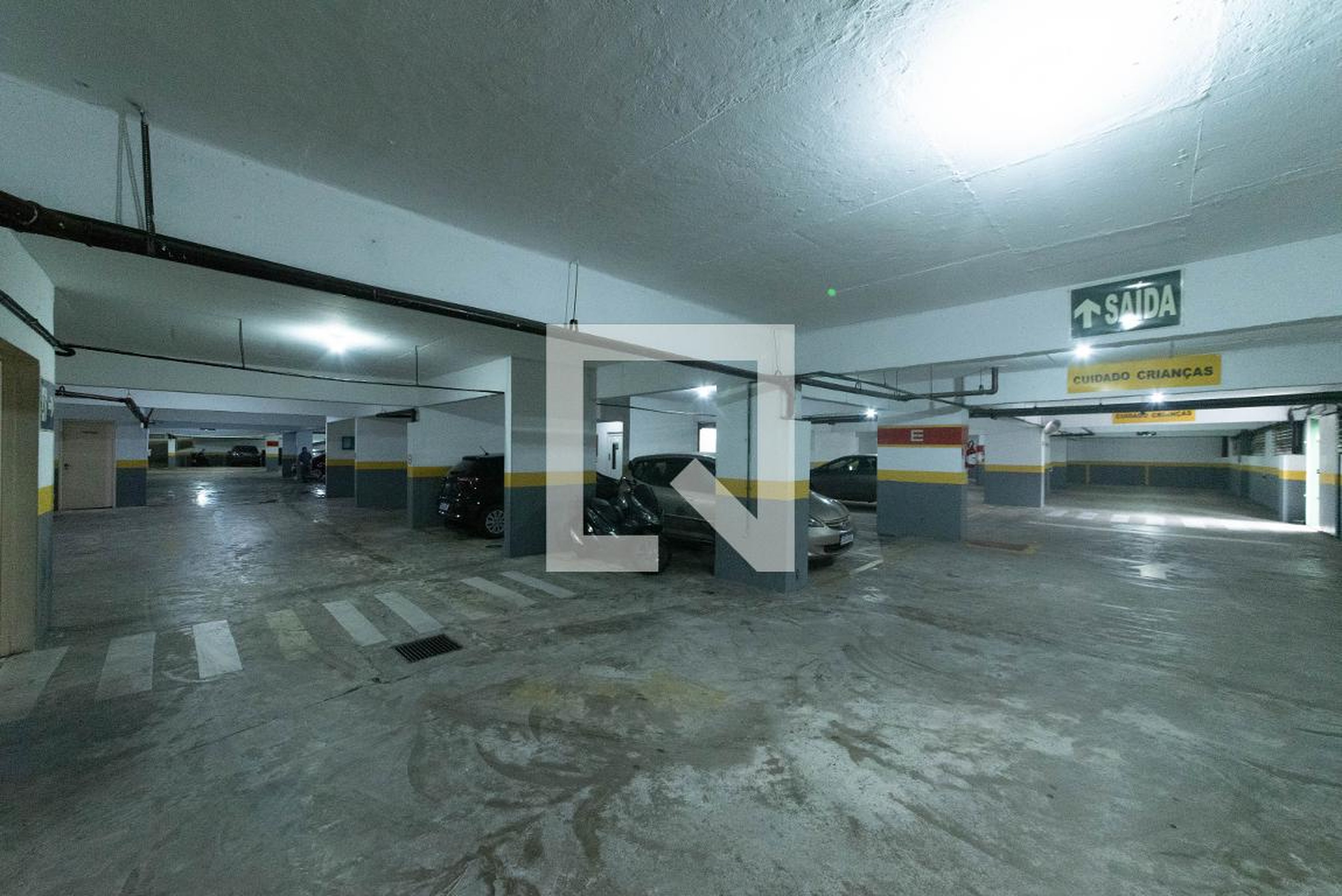 Estacionamento - Edifício Mont Vert