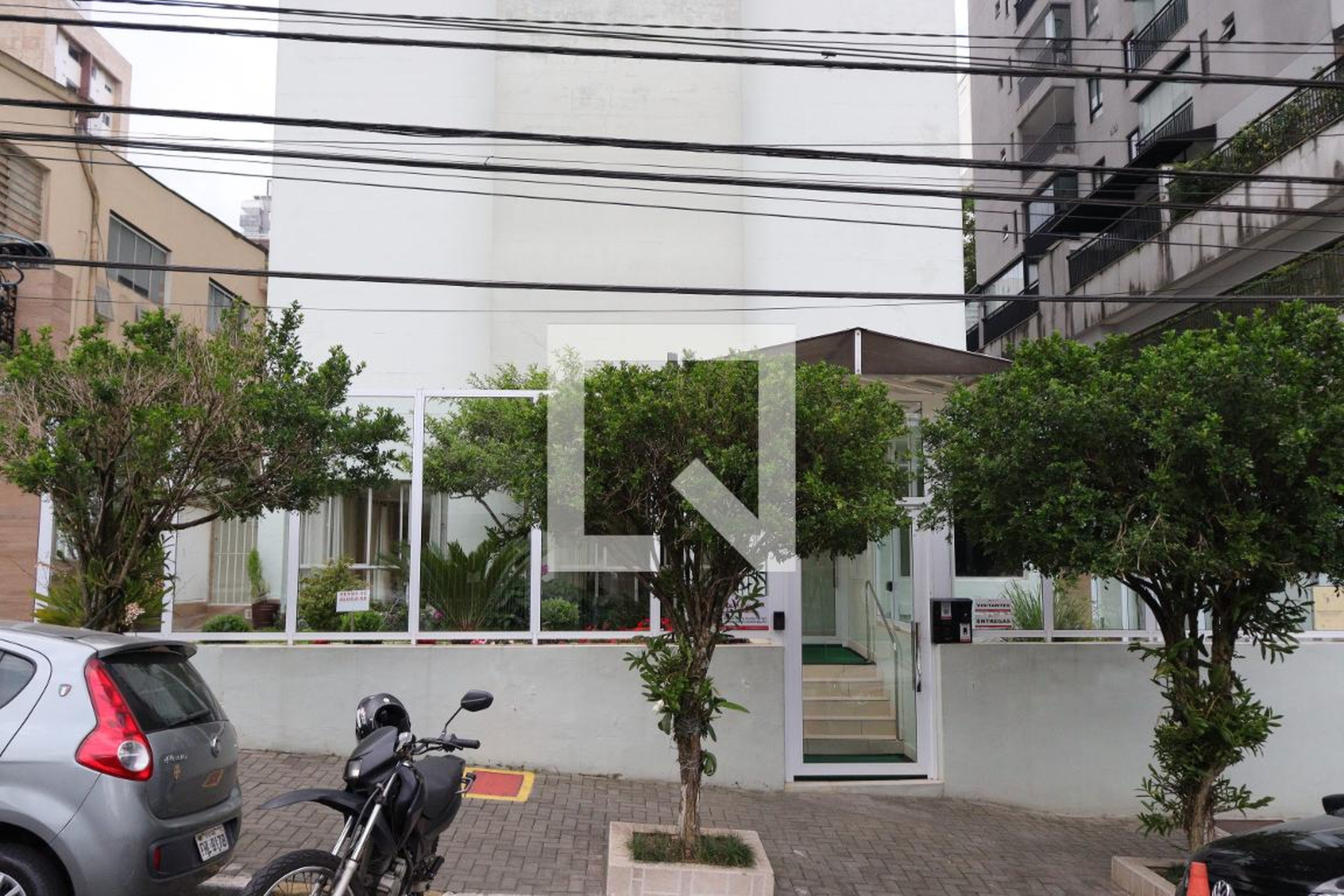 fachada Condomínio em Rua dos Caciques, 197