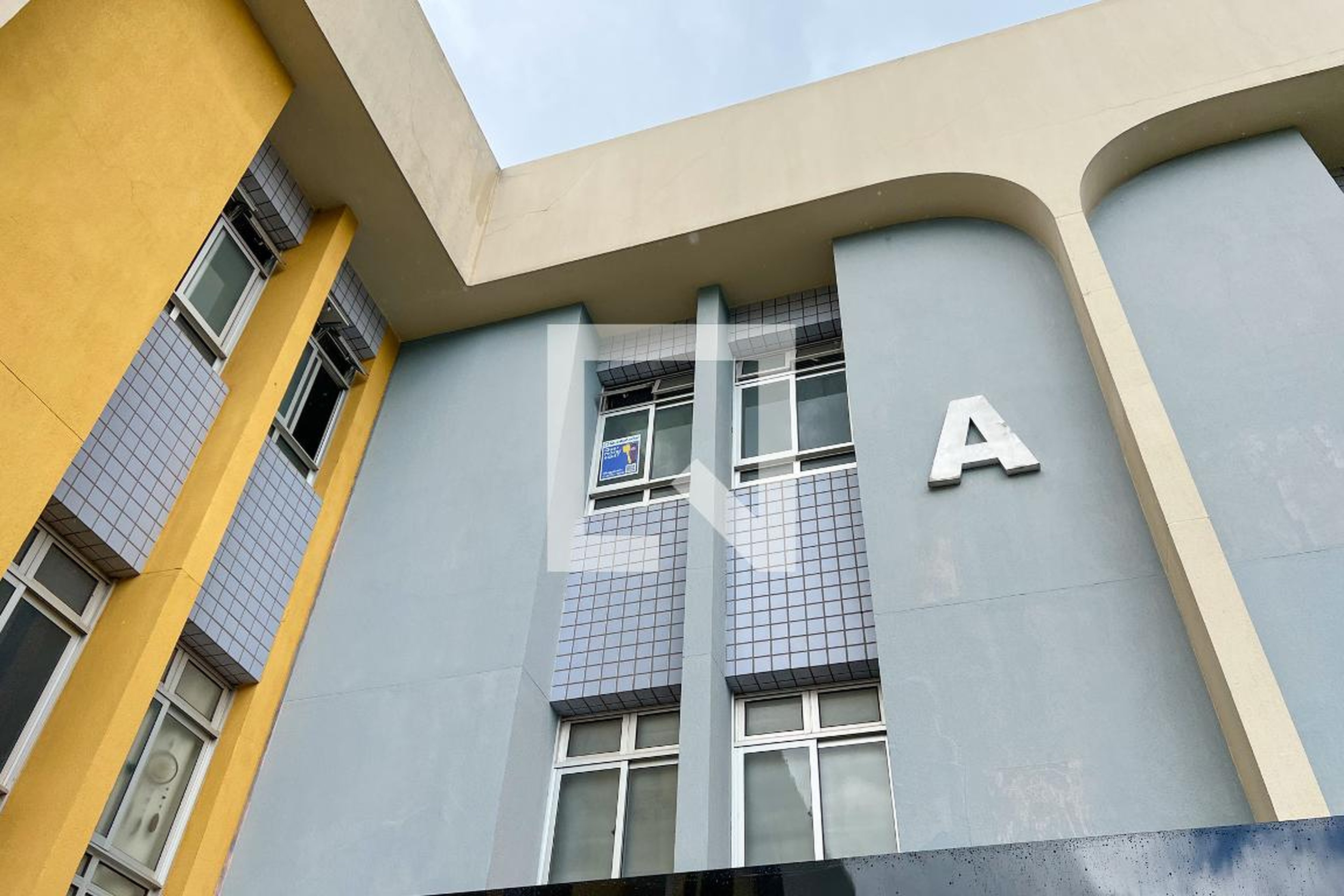 Fachada do Prédio Edifício Mont Blanc Studios