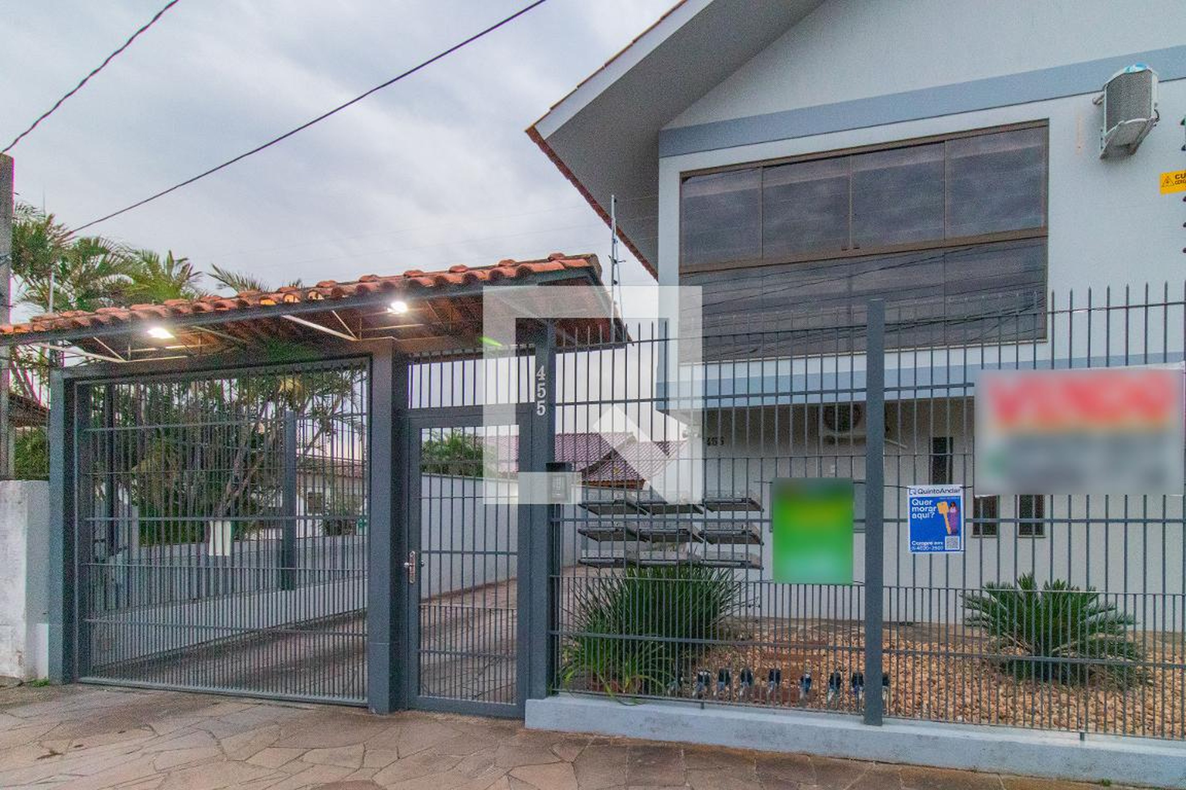 Fachada Condomínio em Rua Marquês do Maricá, 455