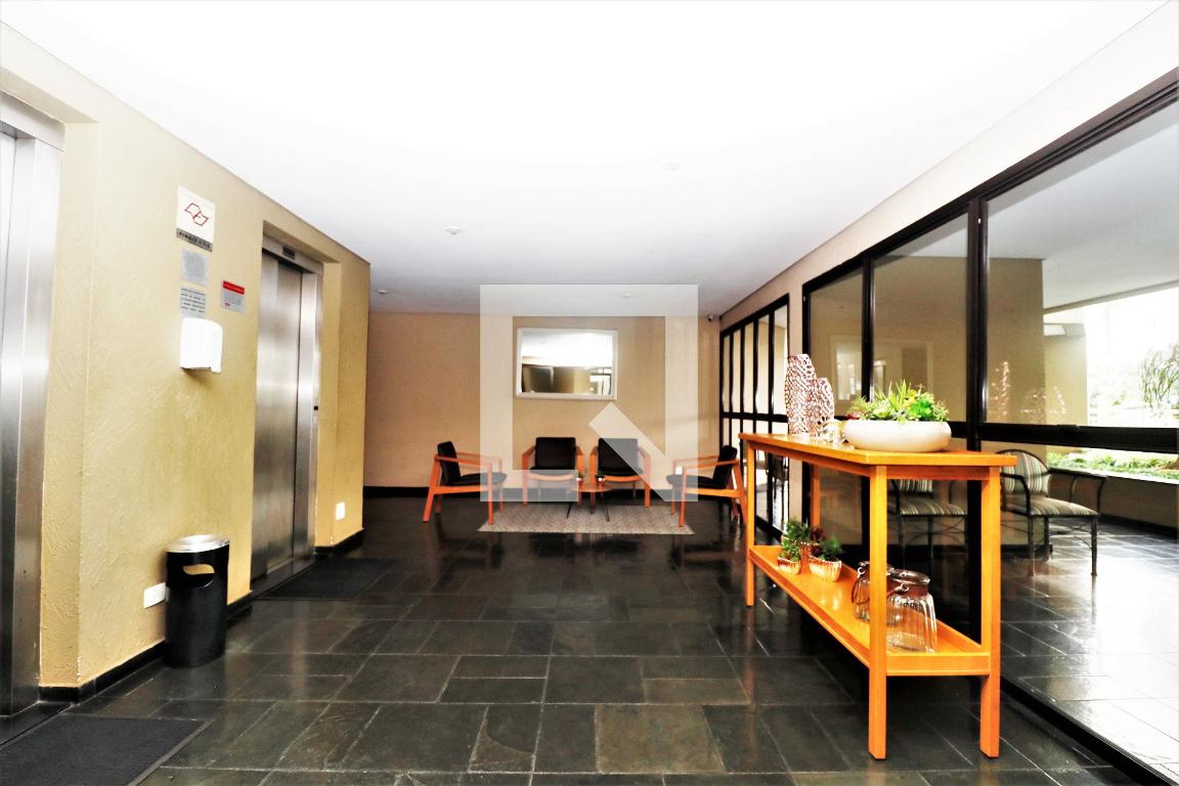 Hall de entrada - Edifício Monte Paschoal