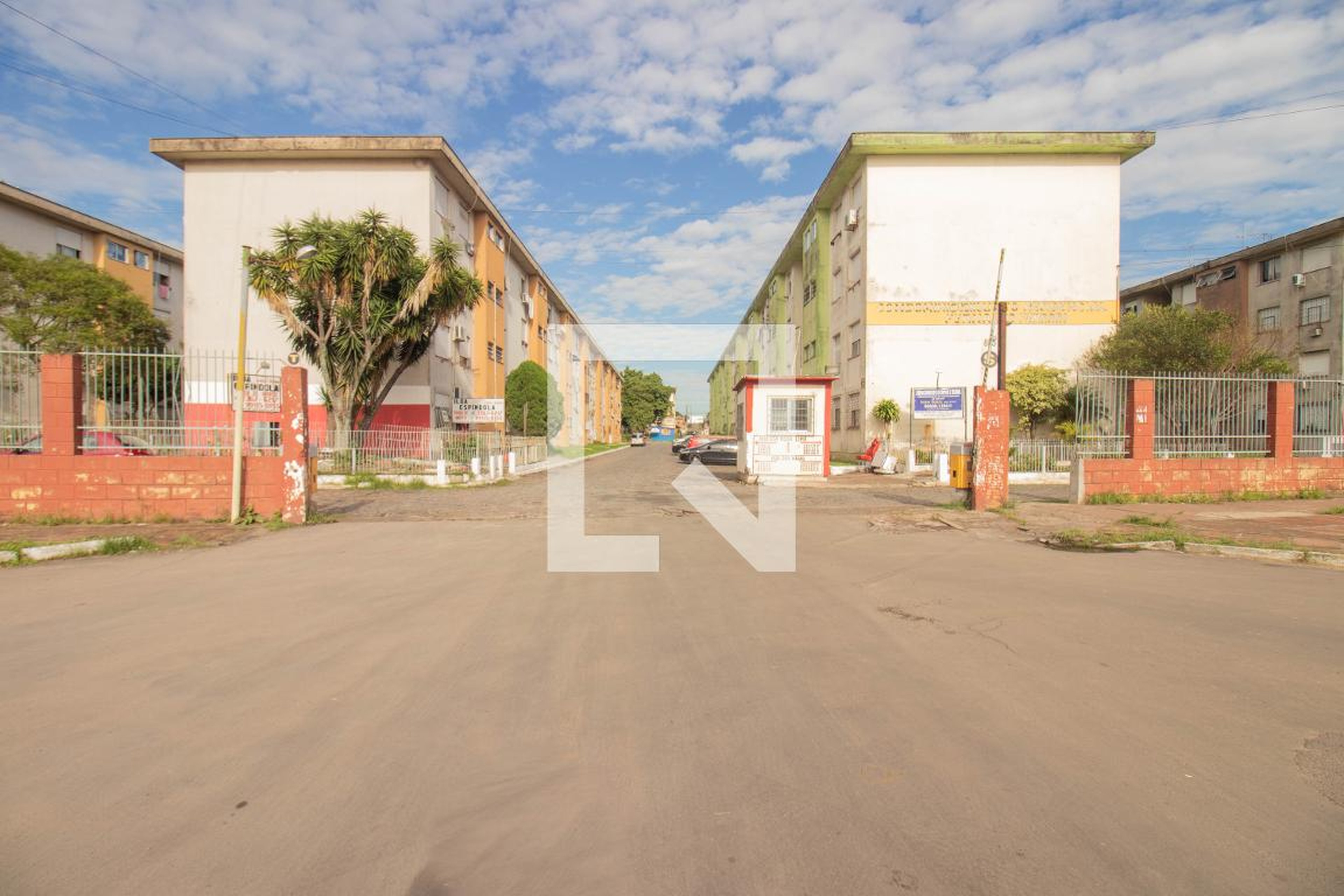 Fachada do Condomínio Condomínio Fernando Ferrari