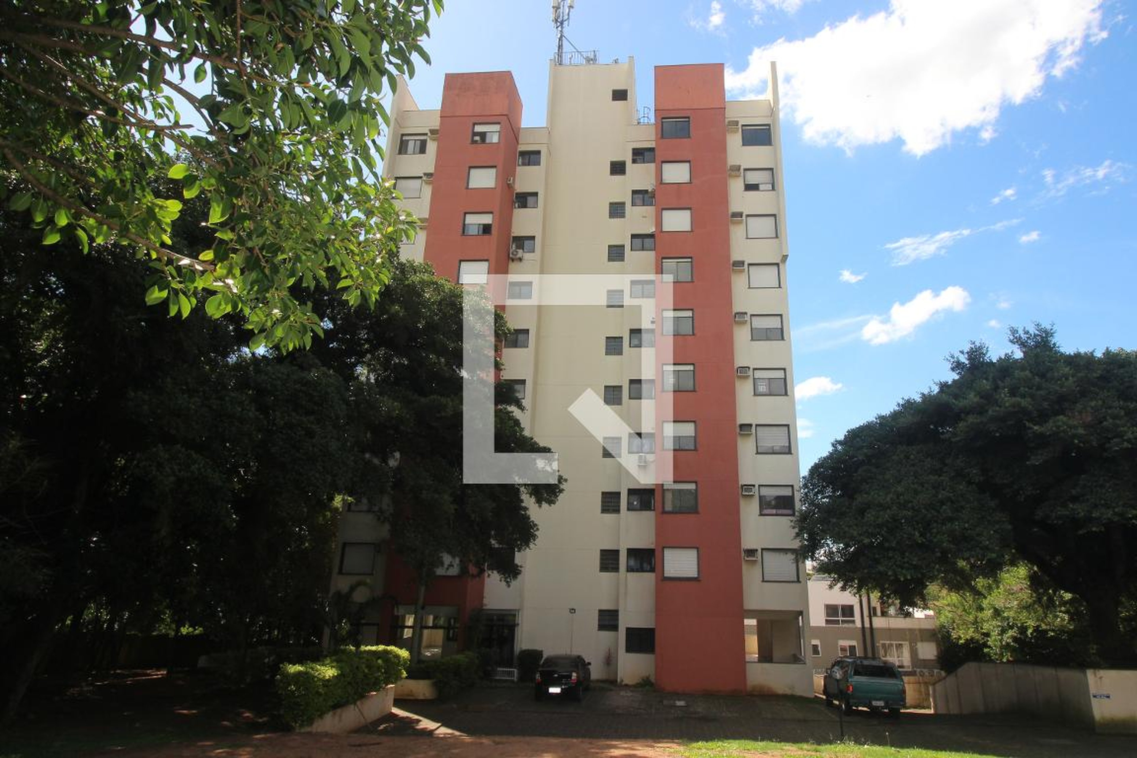 Fachada do Prédio Condomínio Encosta Verde