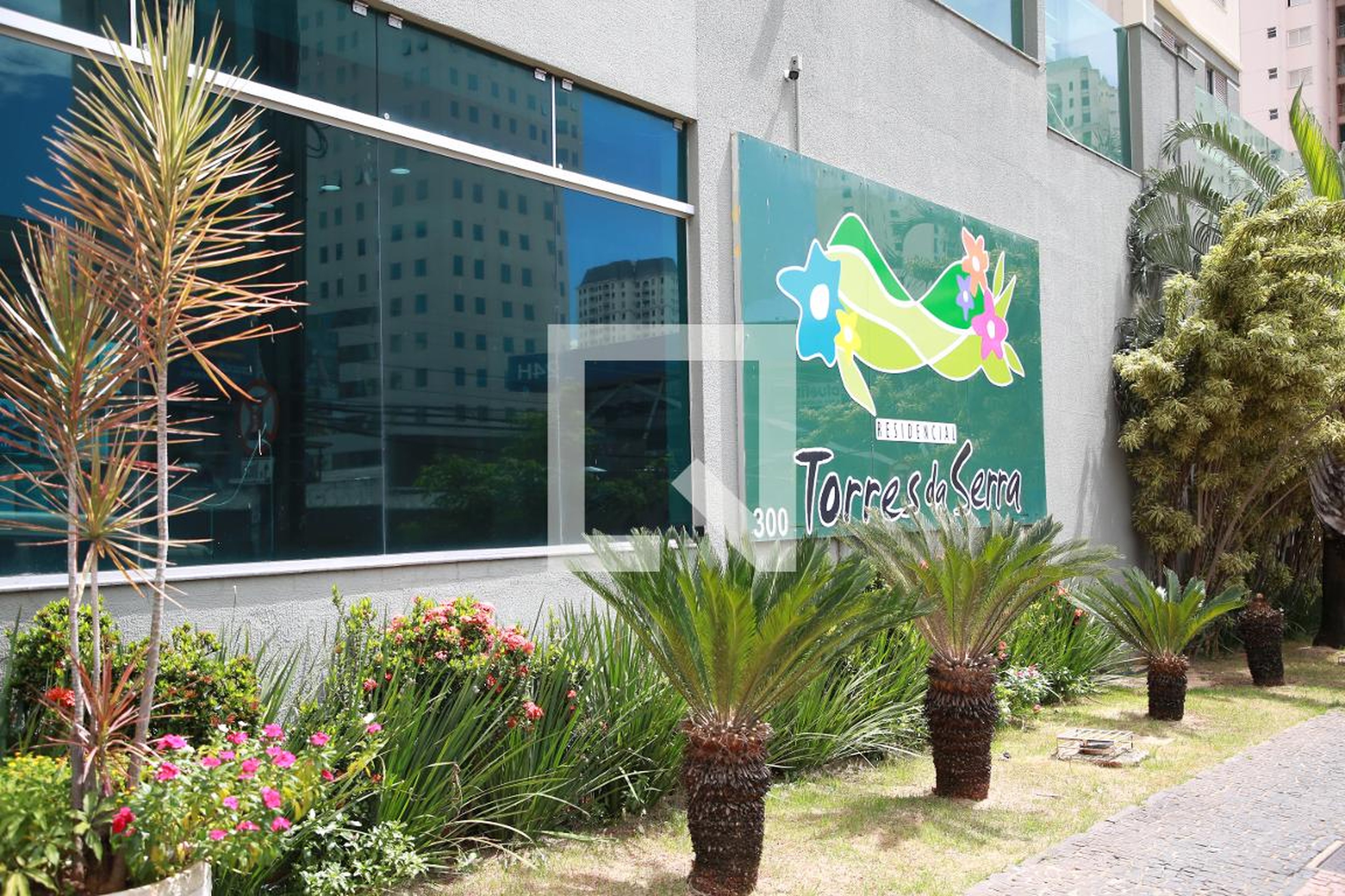 Fachada Condomínio em Avenida T-14, 23000