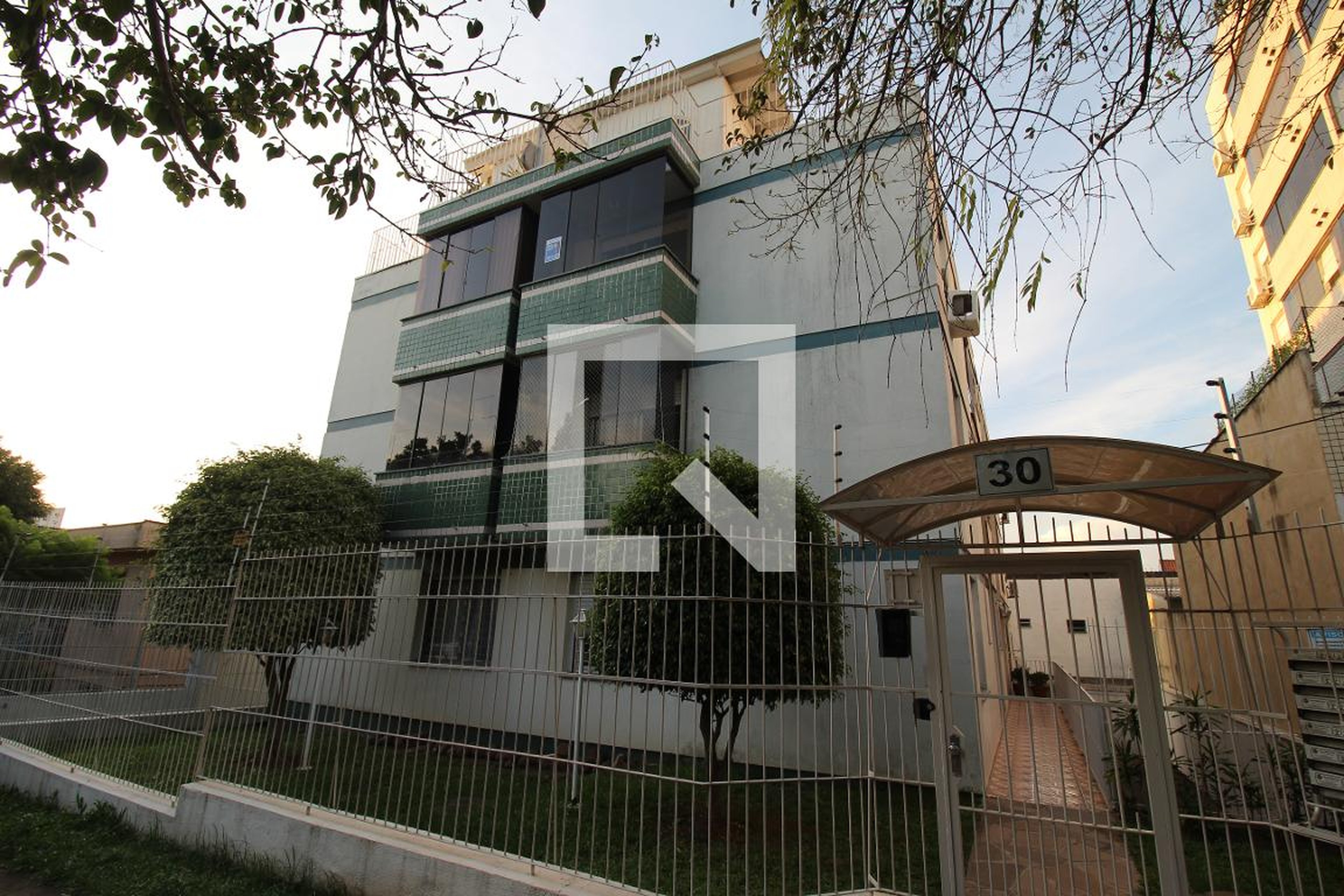 Fachada do Prédio Condomínio Valparaíso