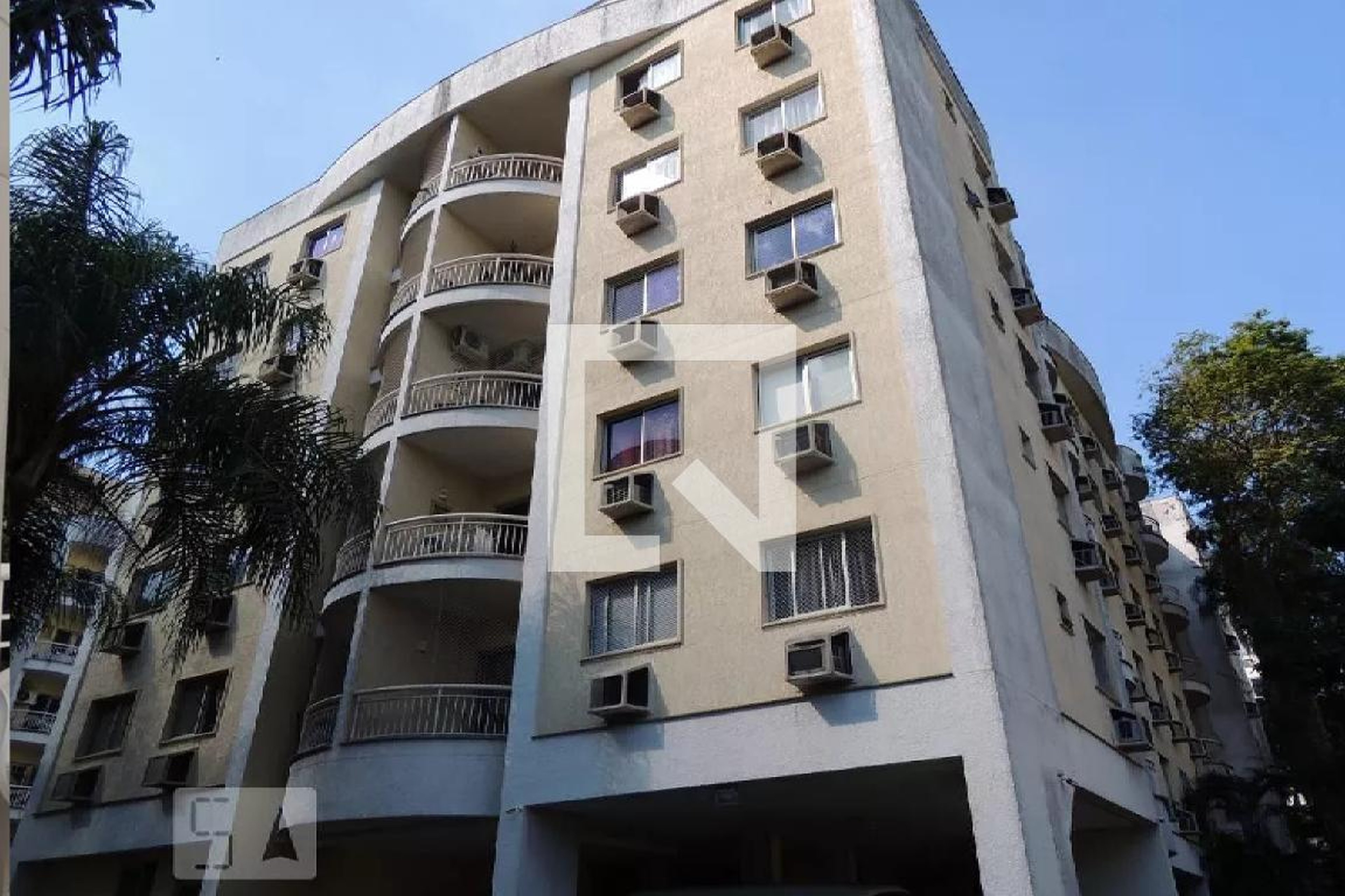 Fachada do Prédio Condomínio Palm Park