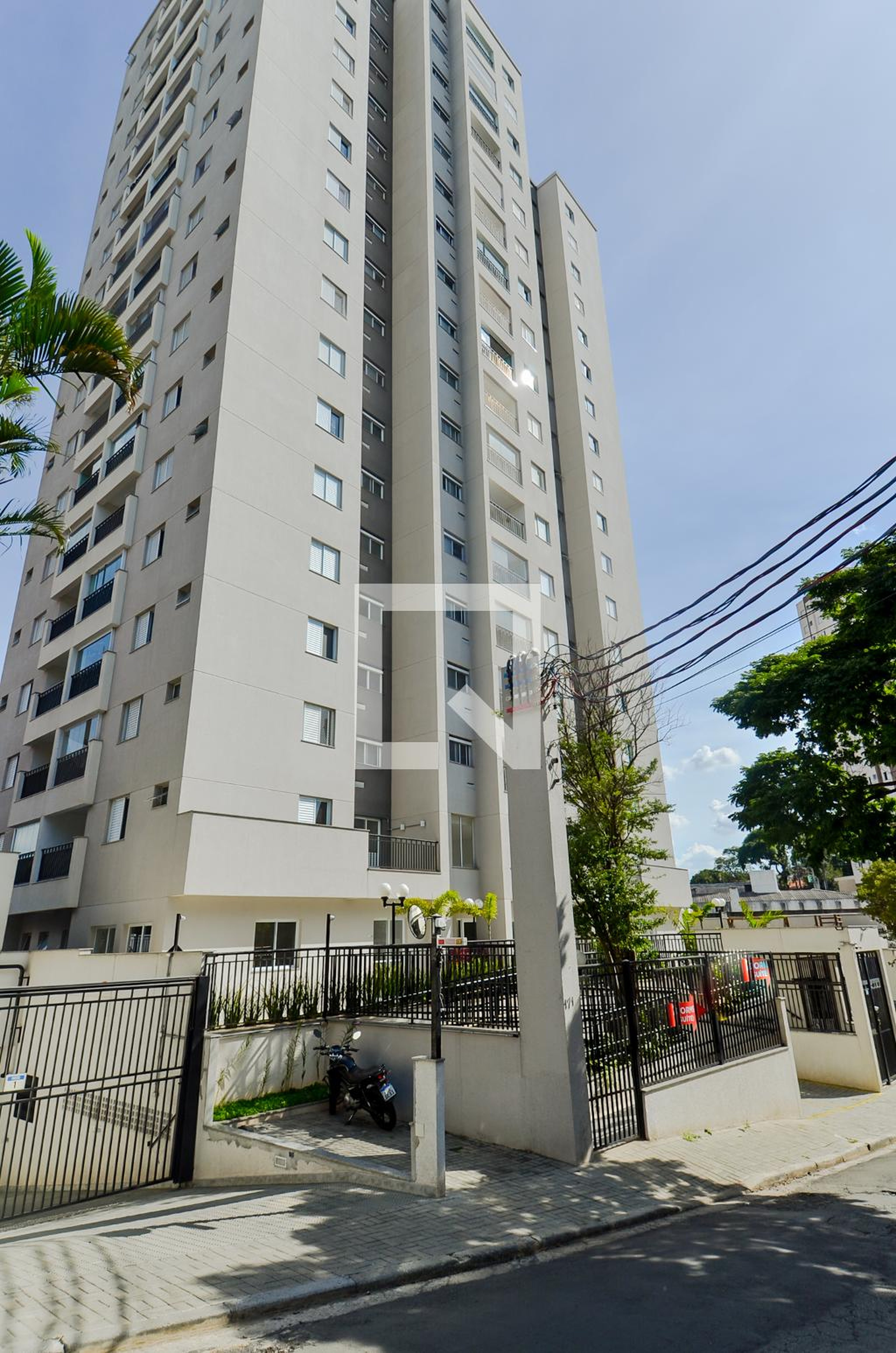 Fachada do Condomínio Condomínio Sense Lion