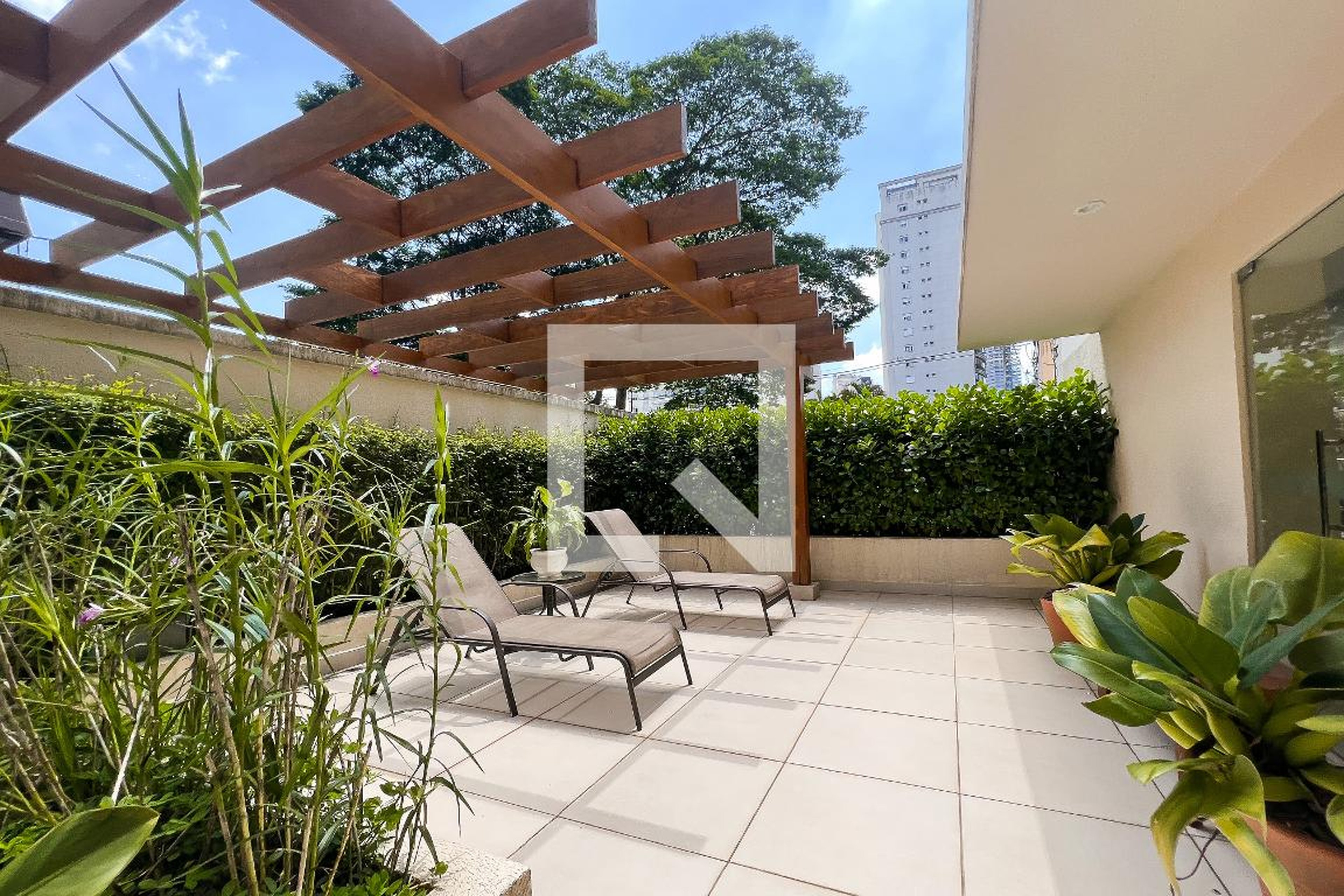 Área externa - Edifício Arosa