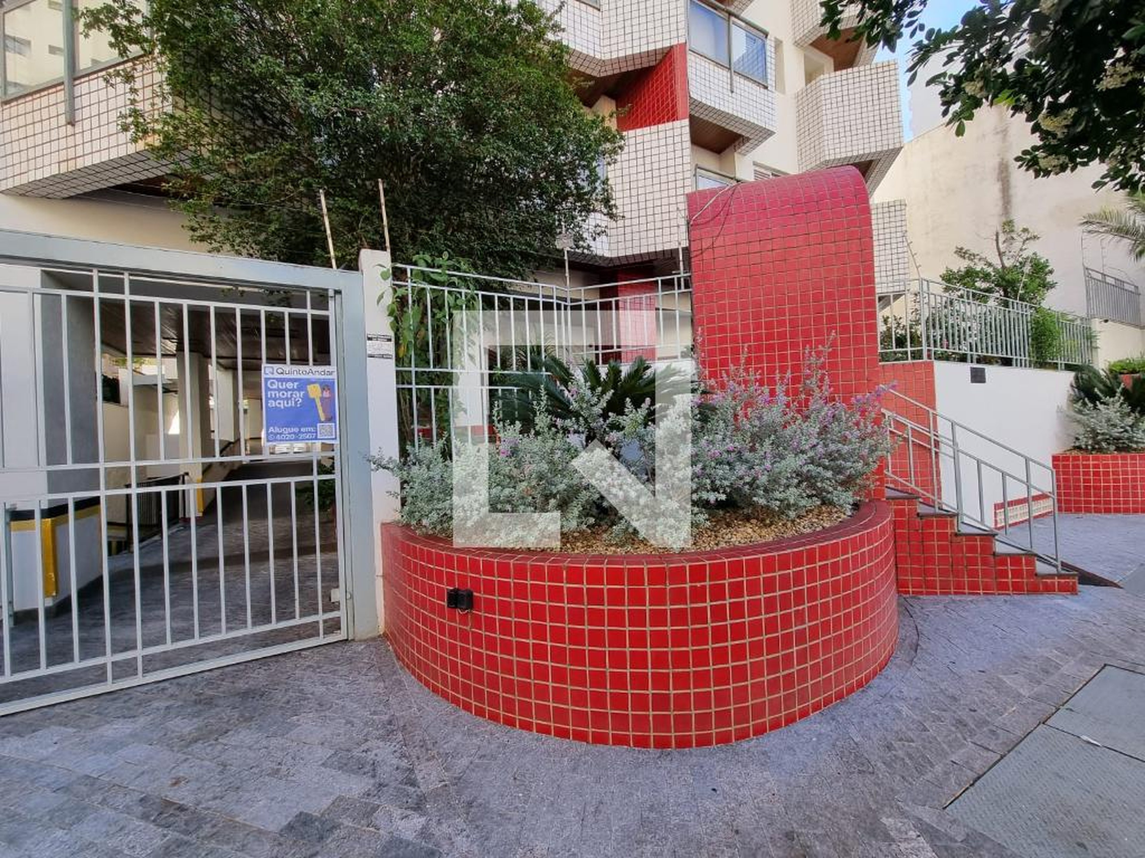 Fachada Condomínio em Rua Prudente de Morais, 642