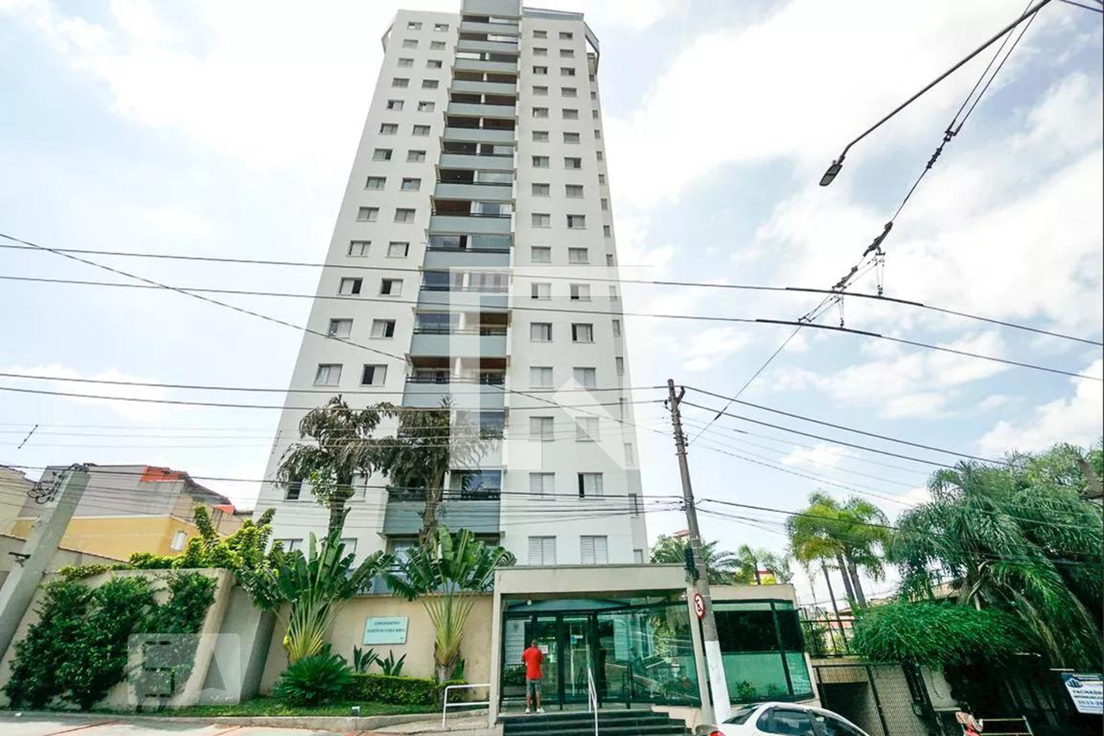 Fachada do Condomínio Edifício Colúmbia