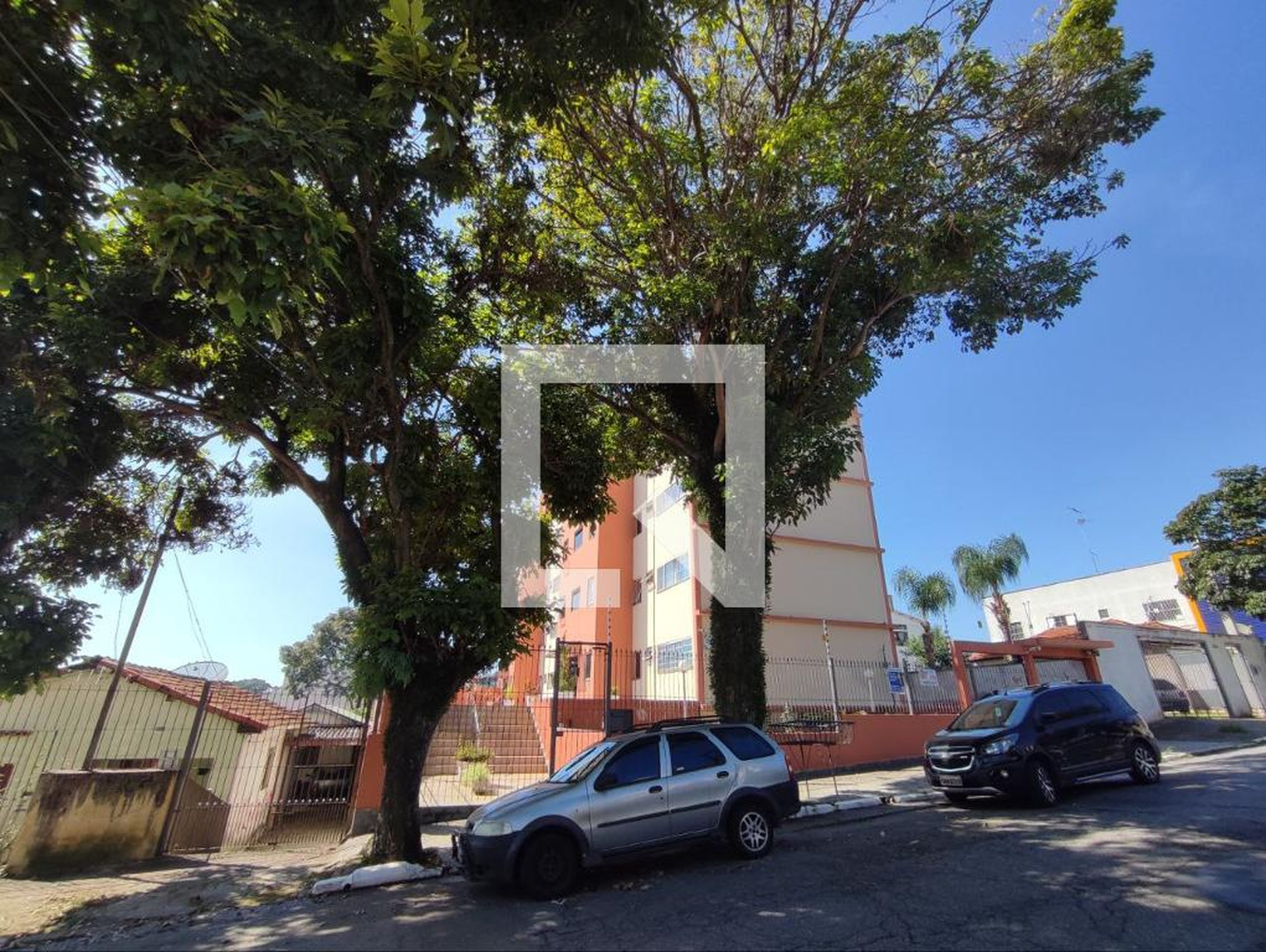 Fachada Condomínio em Rua Pangauá, 648