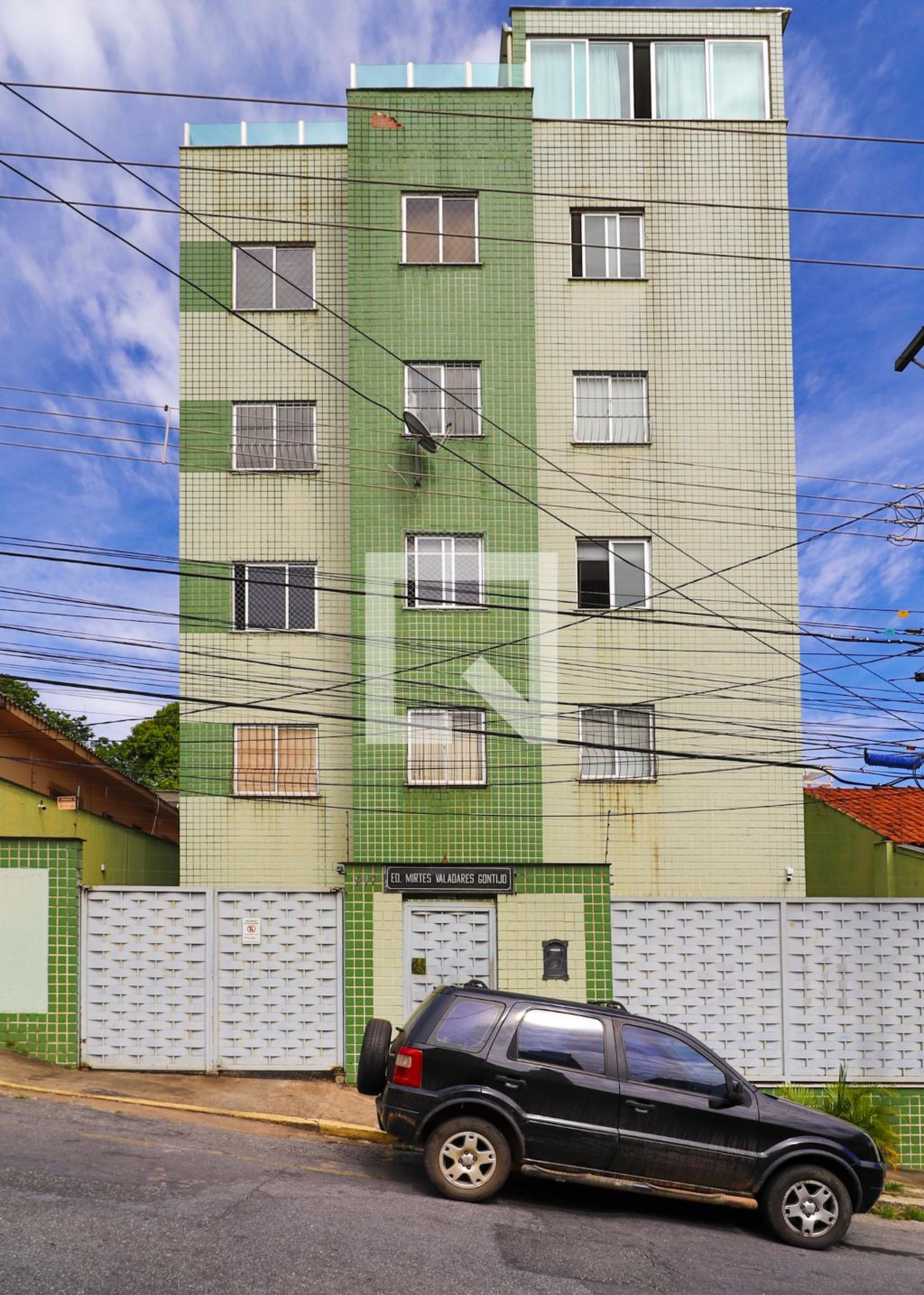 Fachada Condomínio em Rua Anhanguera, 217