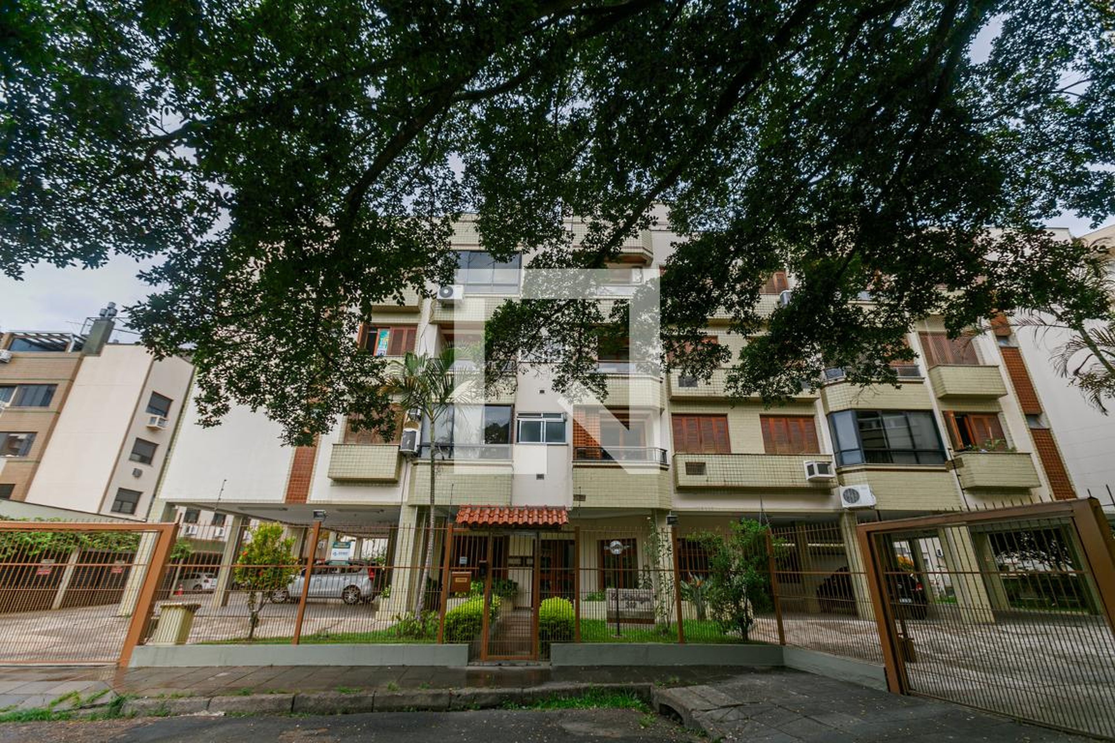 Fachada Condomínio em Rua 3 de Maio, 302