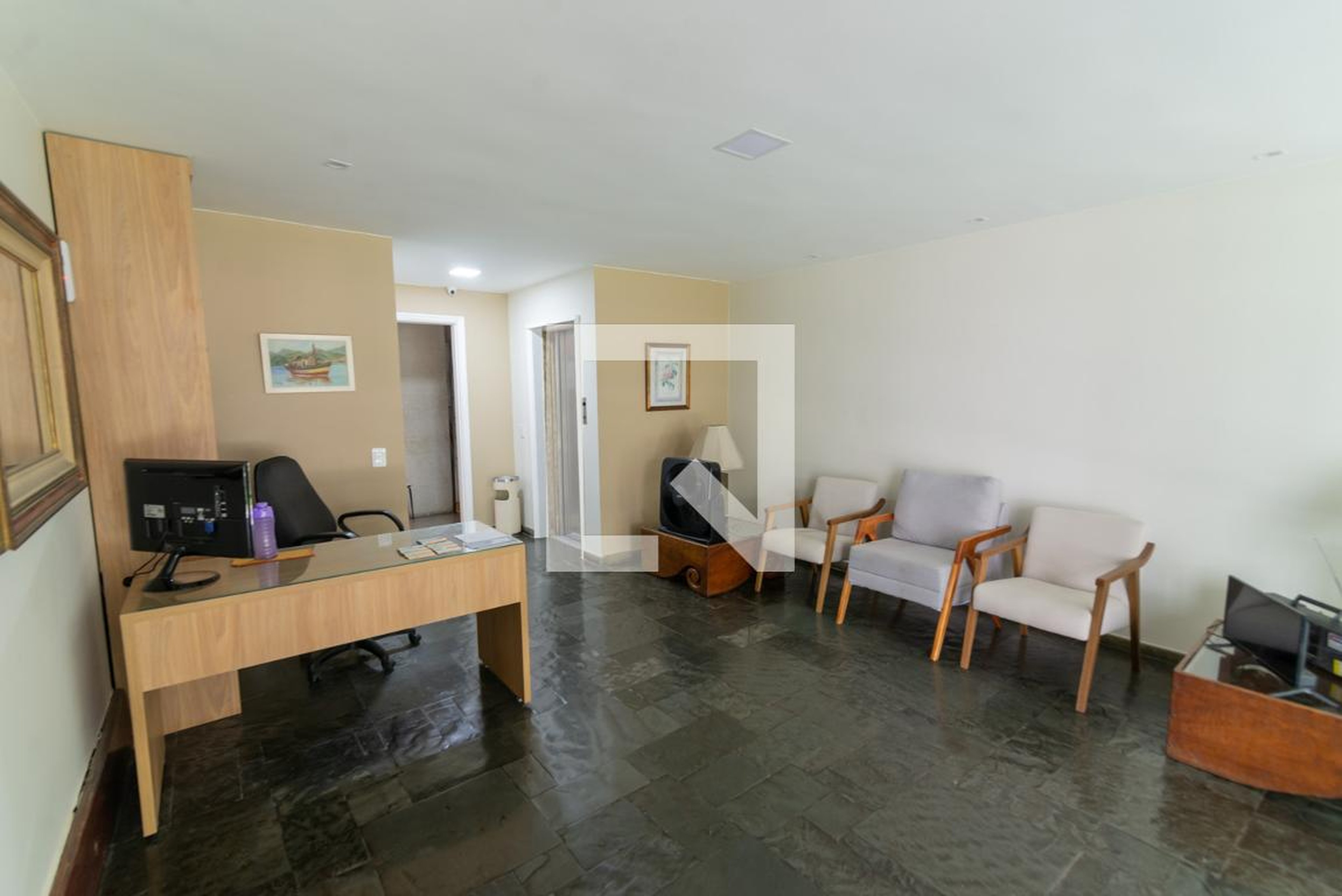 Hall - Edificio Carlo Crivelli