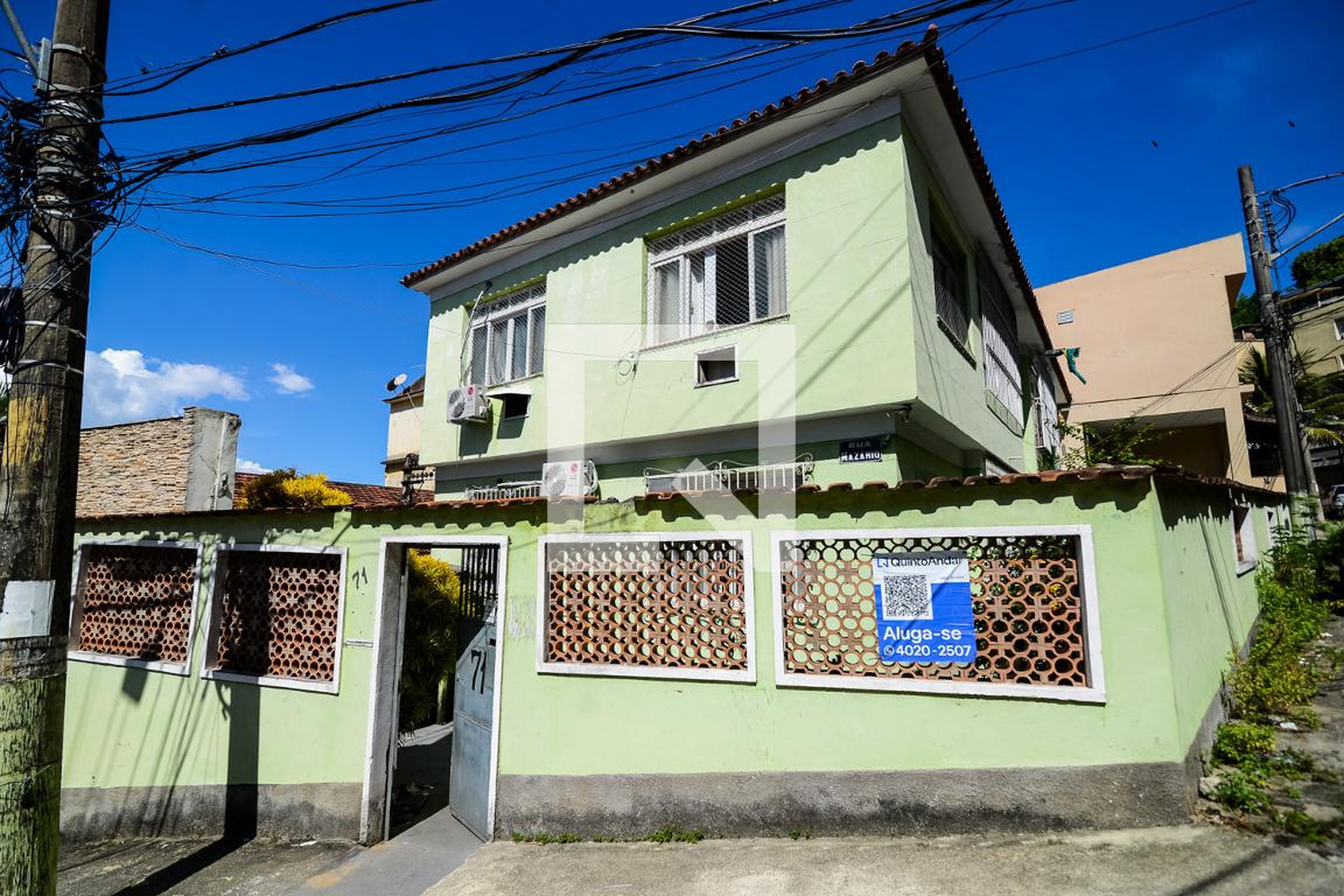 Fachada Condomínio em Rua Nazário, 71