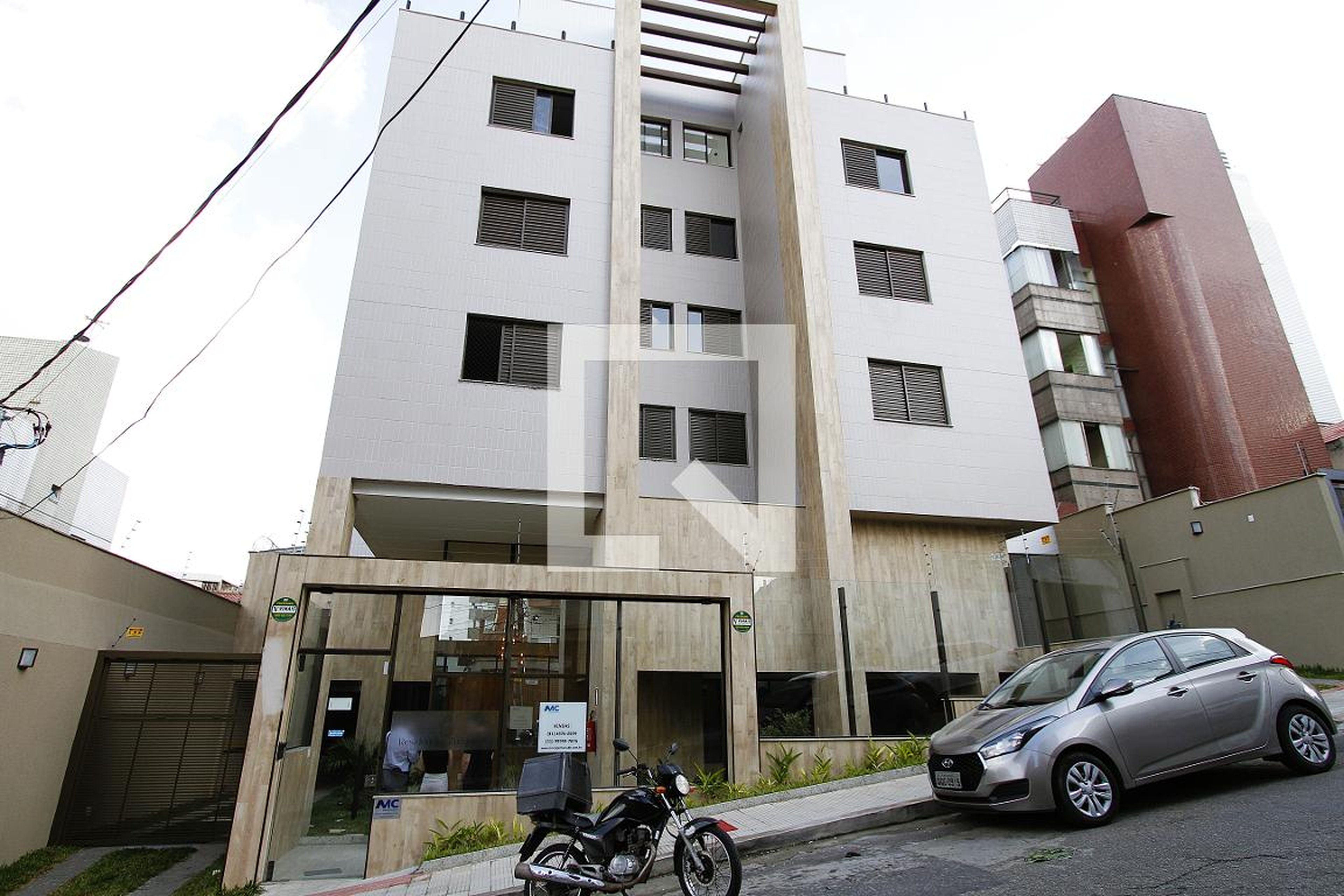 Fachada Residencial Turquesa