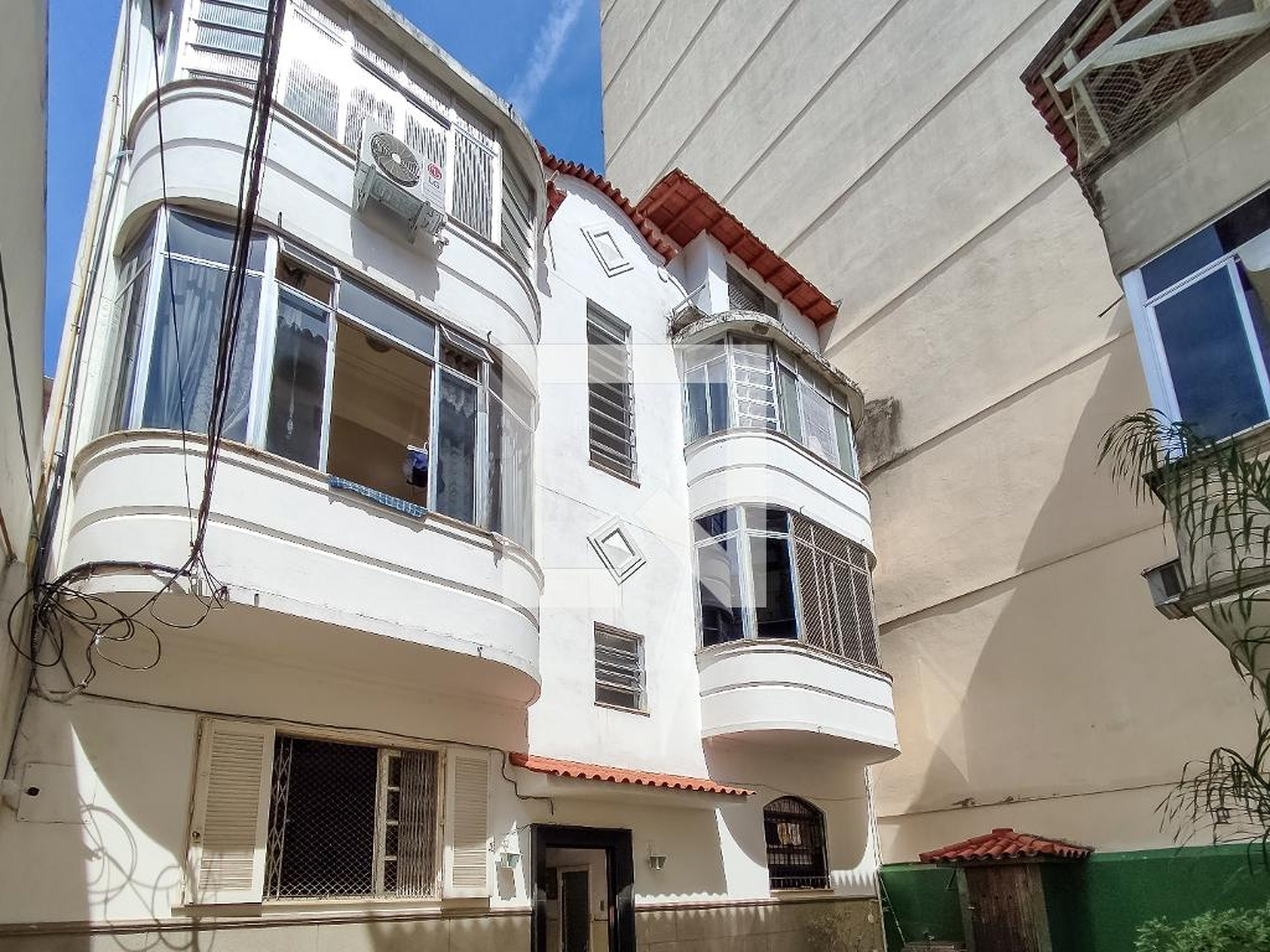 Fachada do Prédio Condomínio N Sra das Dores