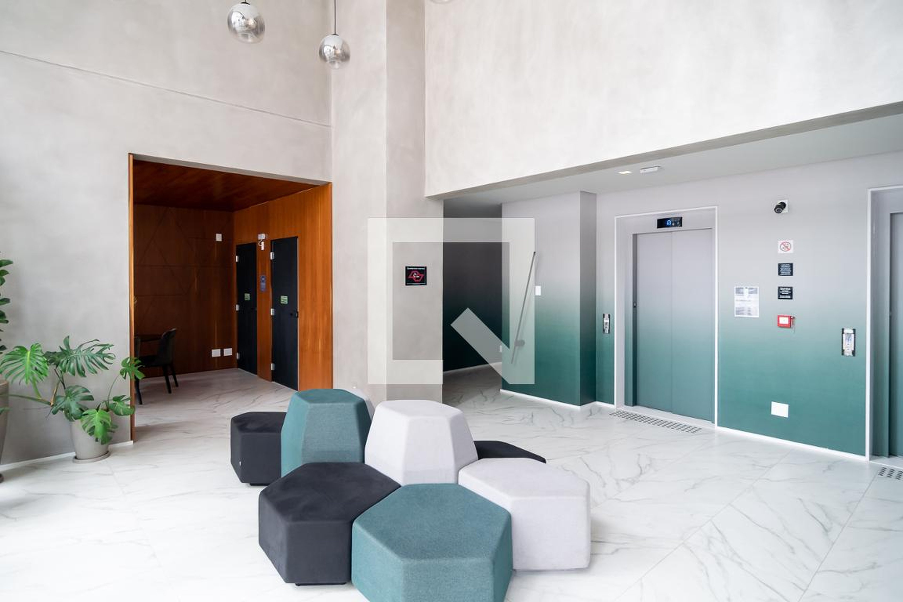 Hall Entrada - Charlie Acomodações - Charlie Brooklyn Studios