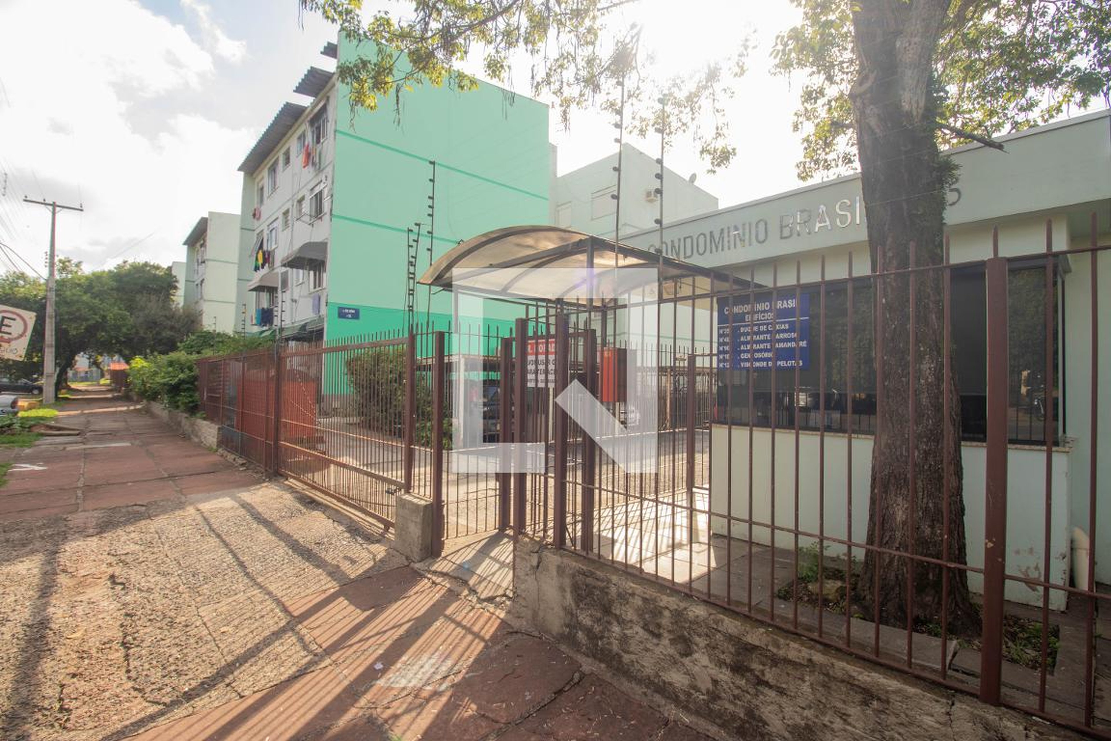 Fachada do Condomínio Condomínio Brasil