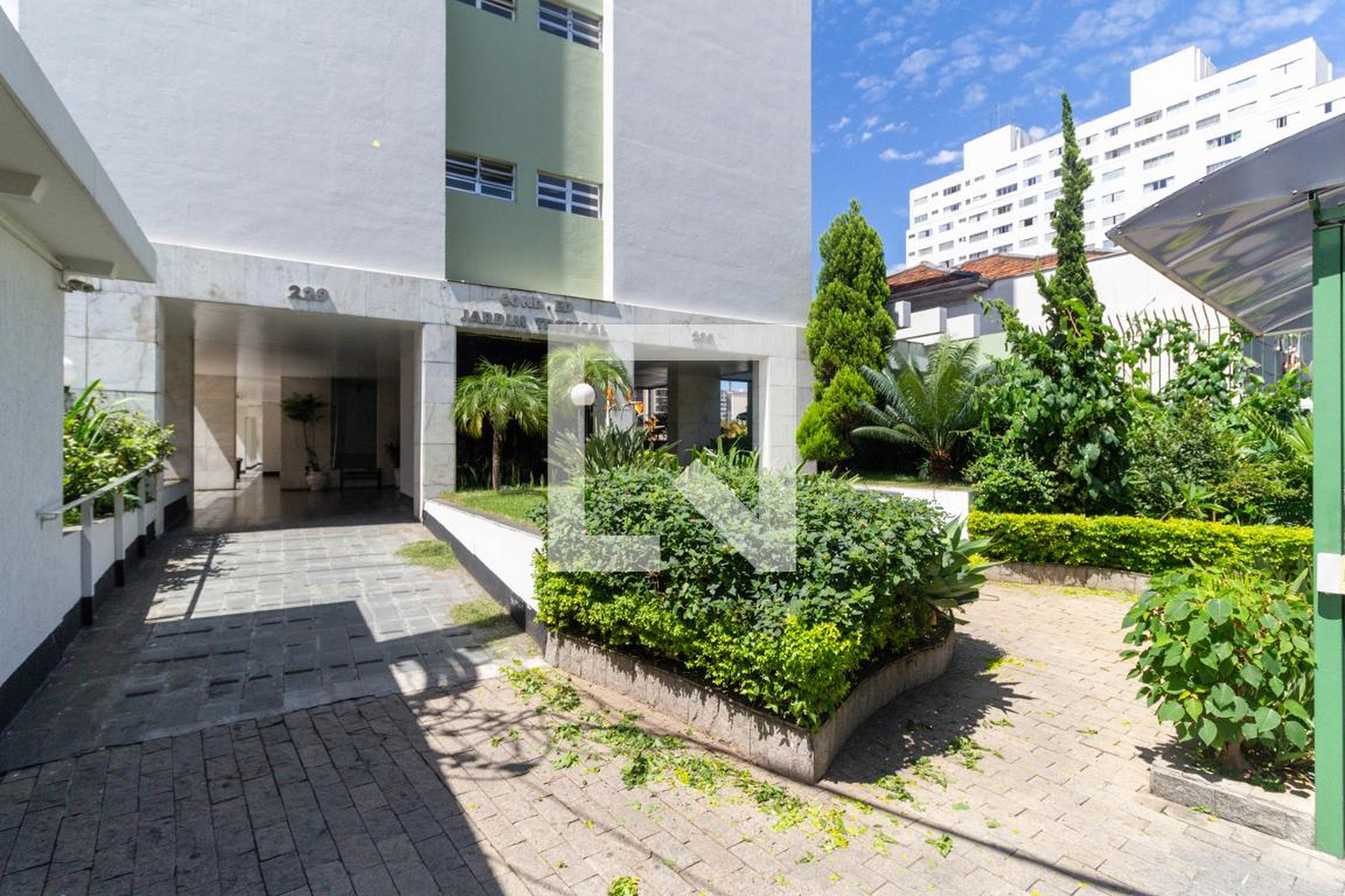 Entrada - Jardim Tropical