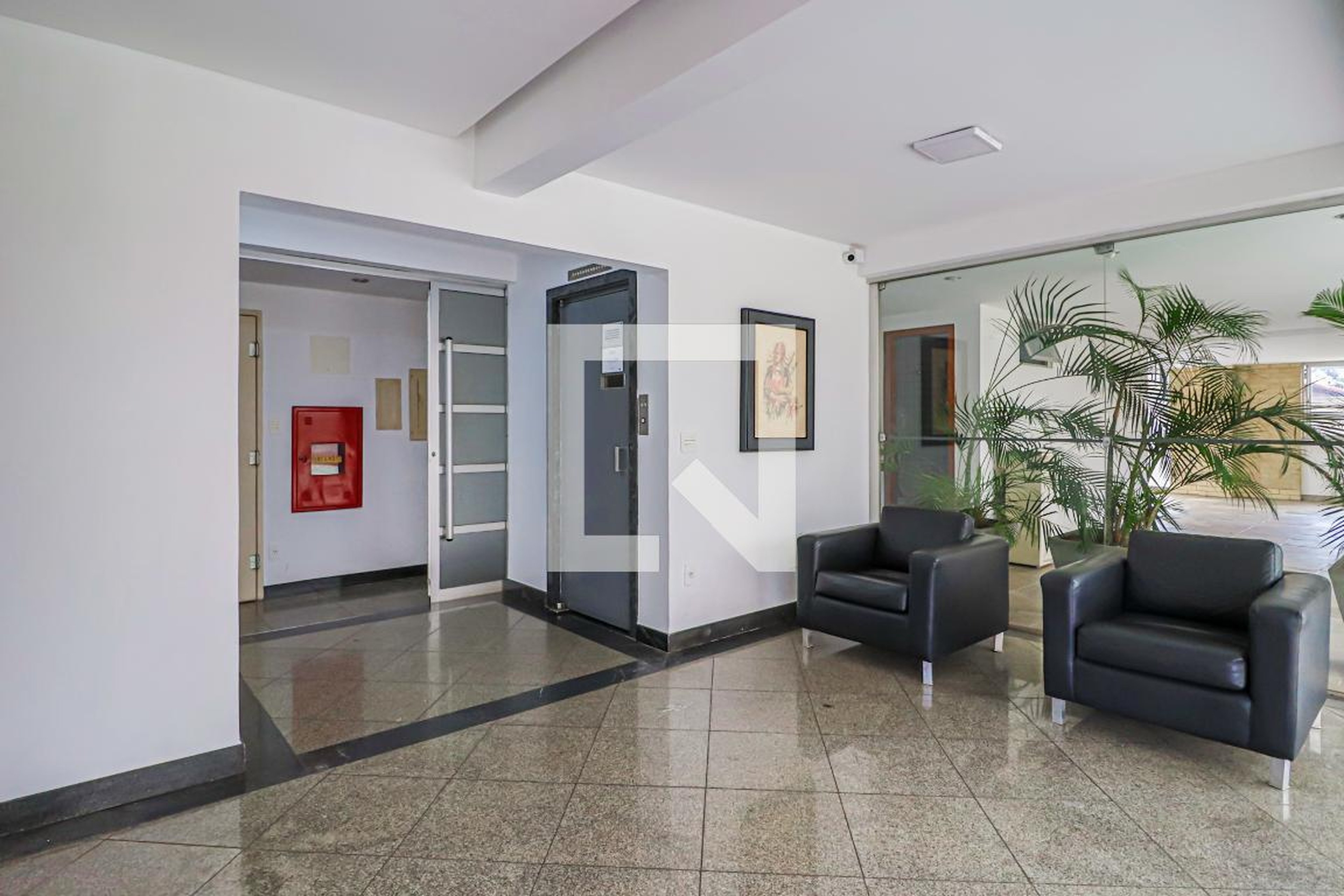 Hall de Entrada - Miguel Haddad