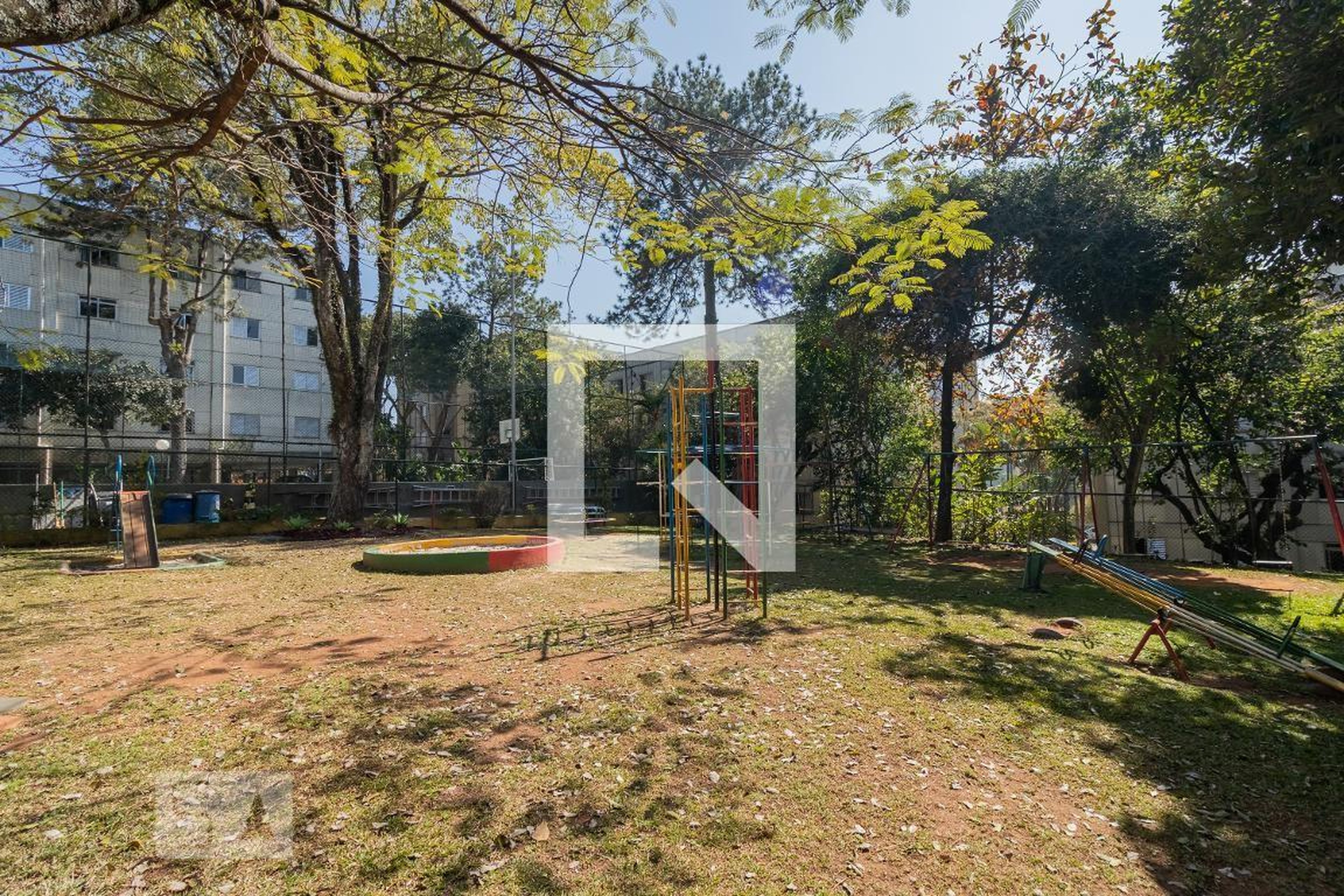 Playground - Engenheiro Armando de Arruda Pereira