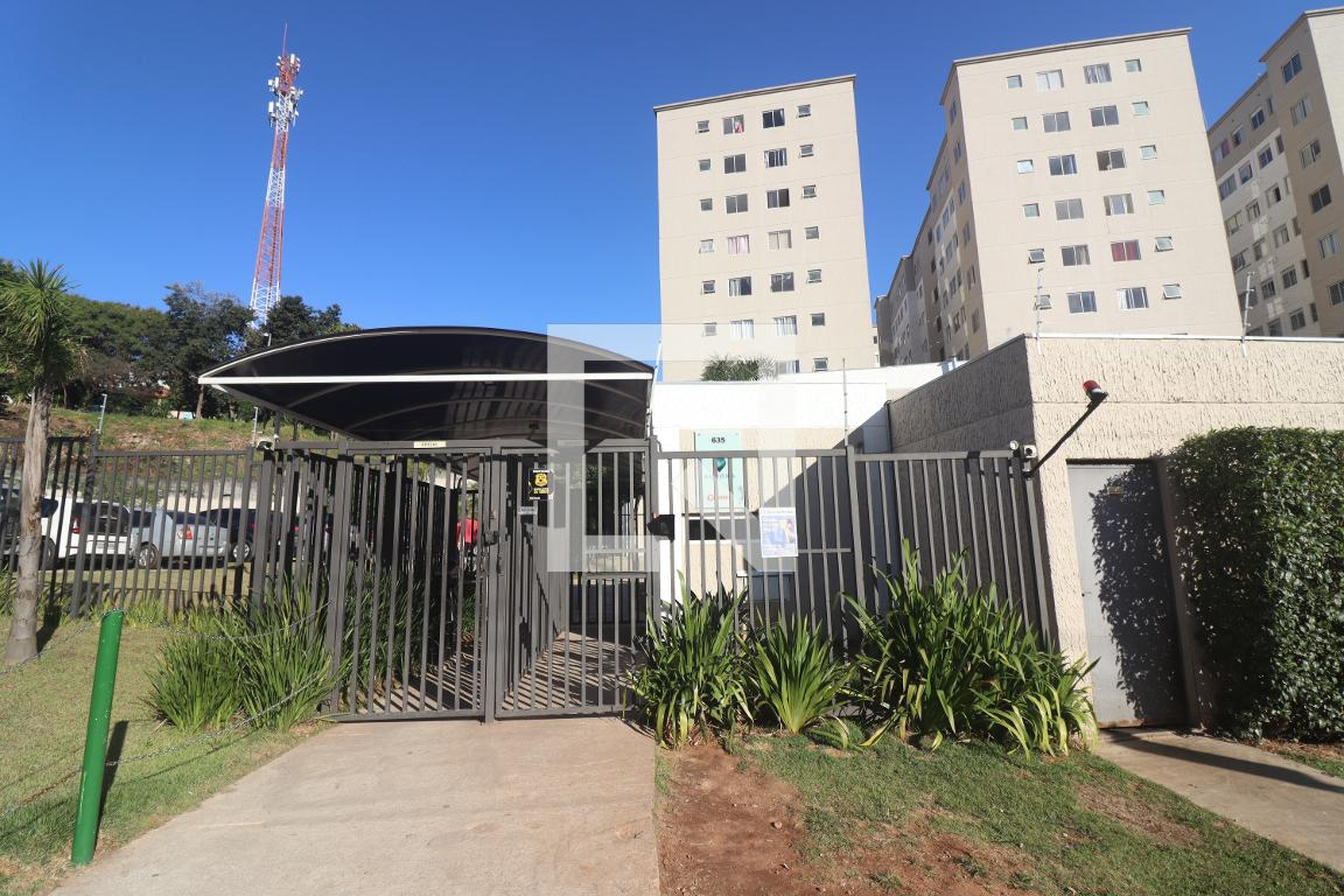 Fachada do condomínio Condomínio Aurora