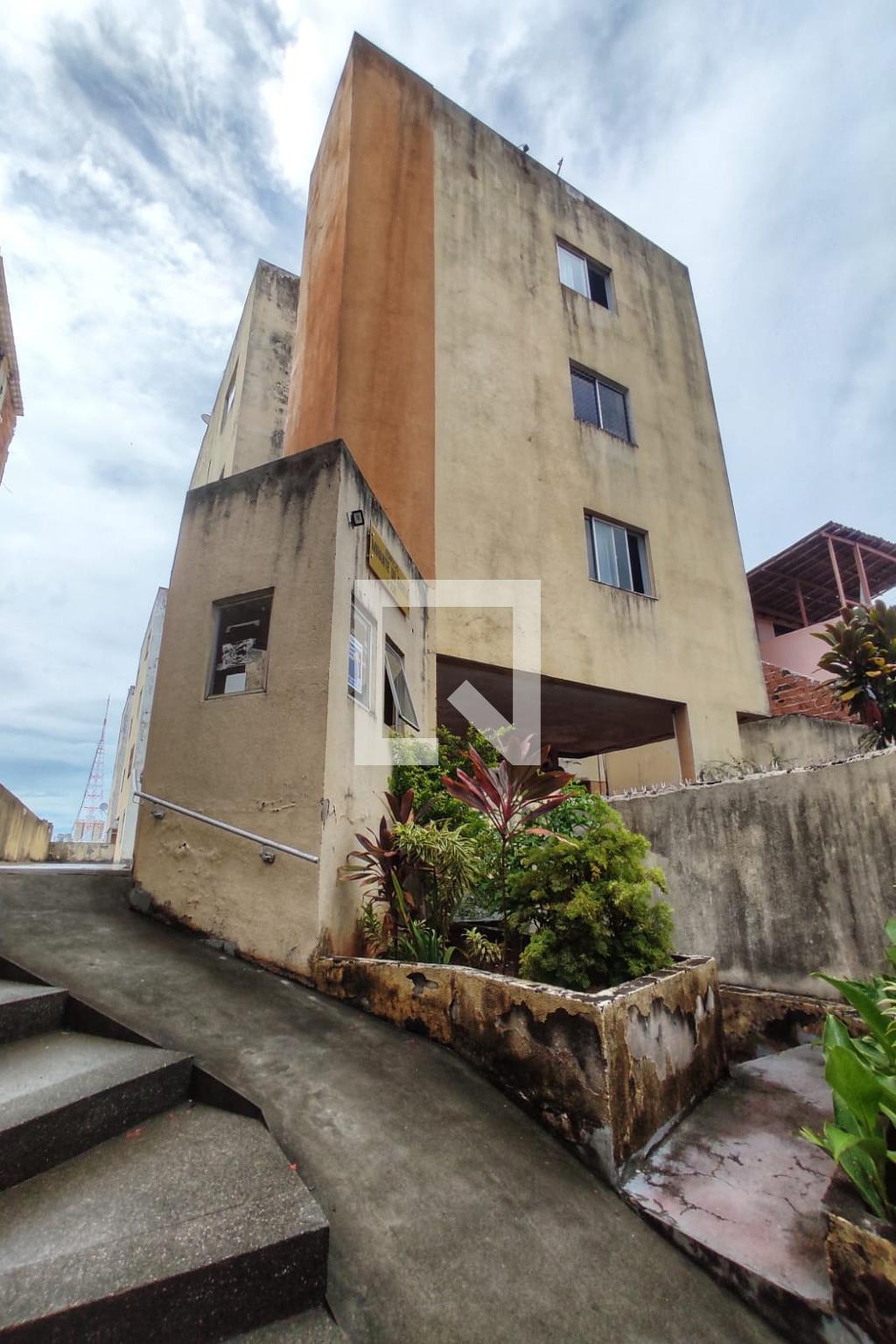 Fachada Condomínio mirante do Garcia