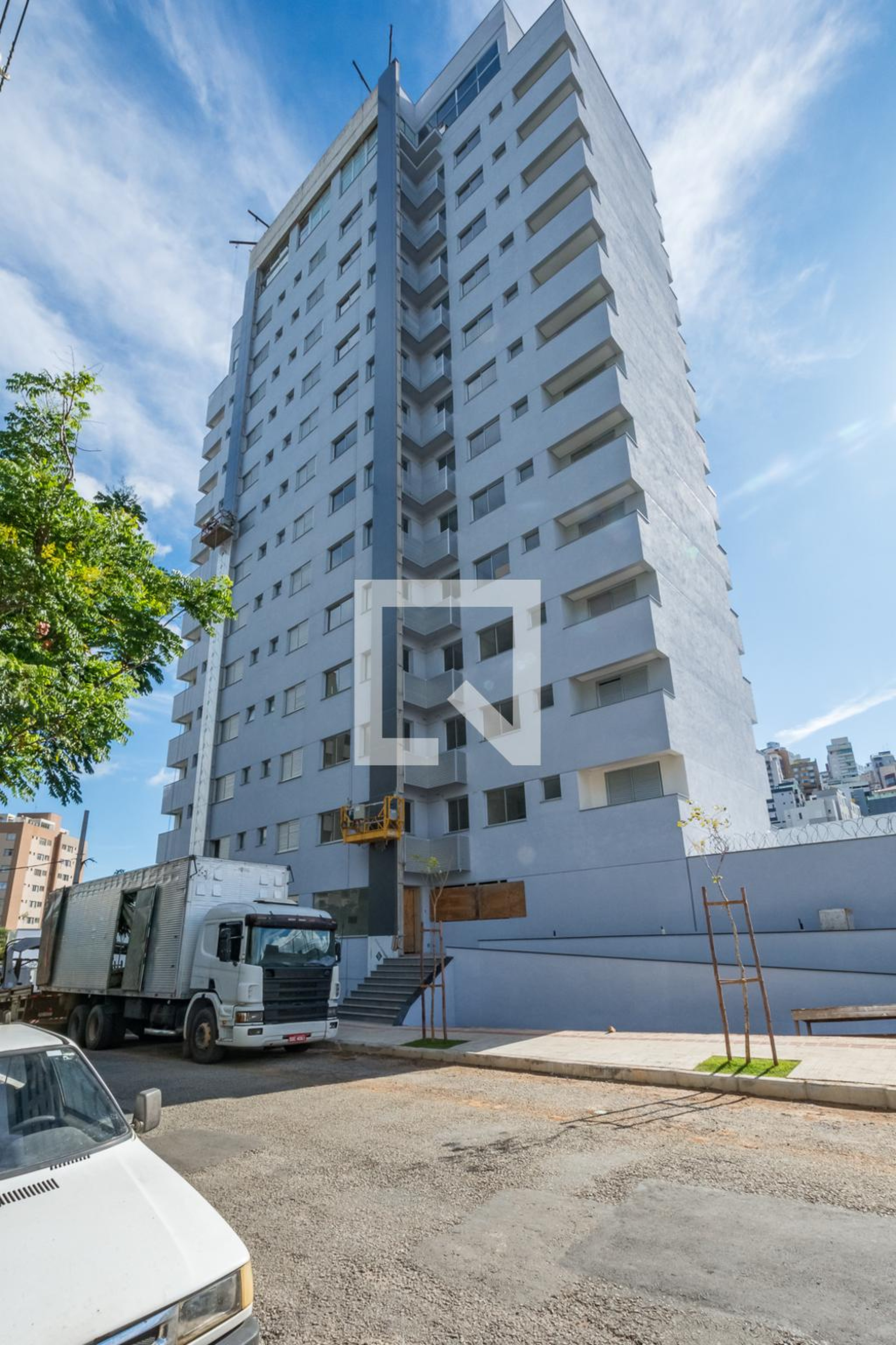 Fachada Condomínio em Rua Deputado Fábio Vasconcelos, 135