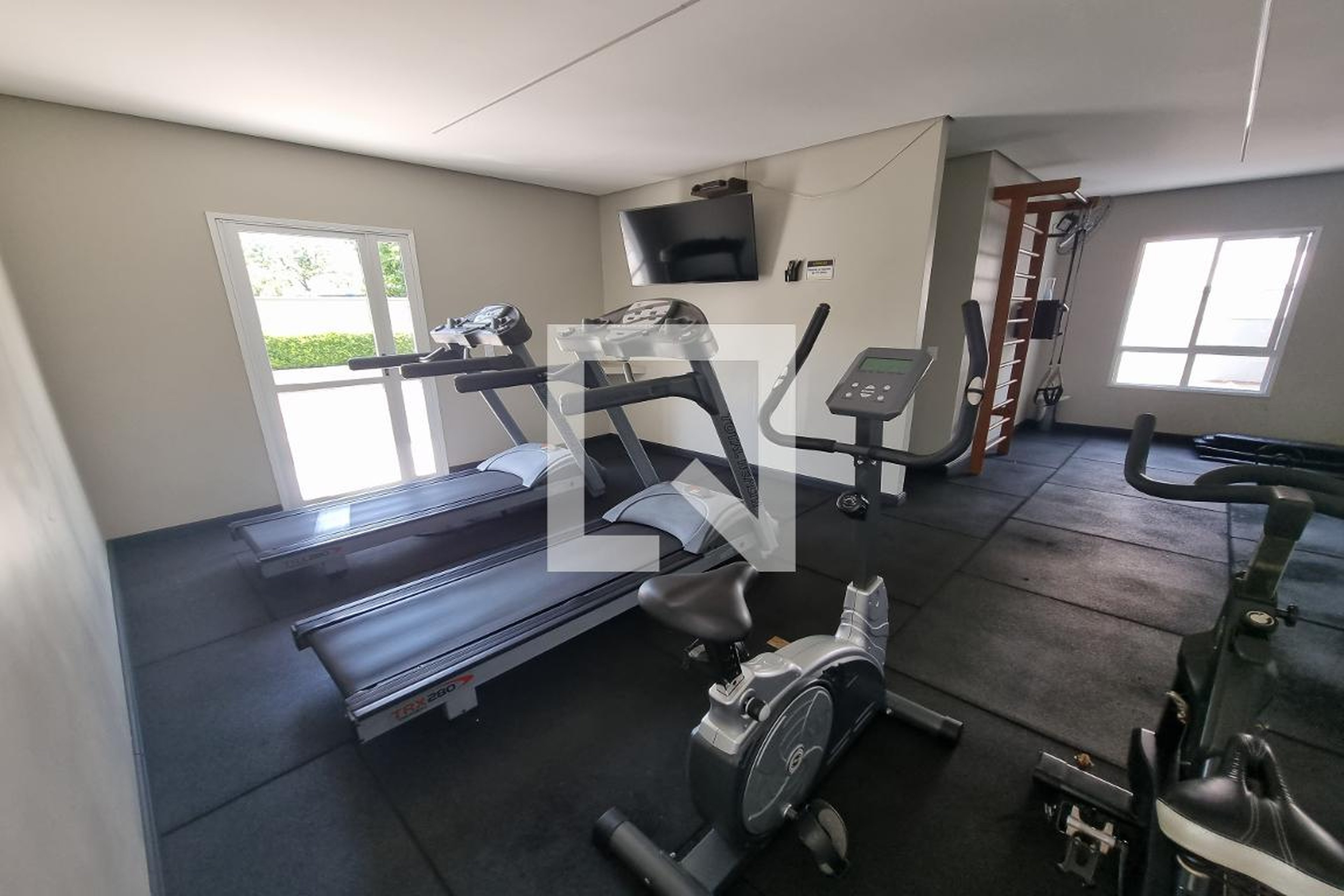 Academia - Panoramic Club House