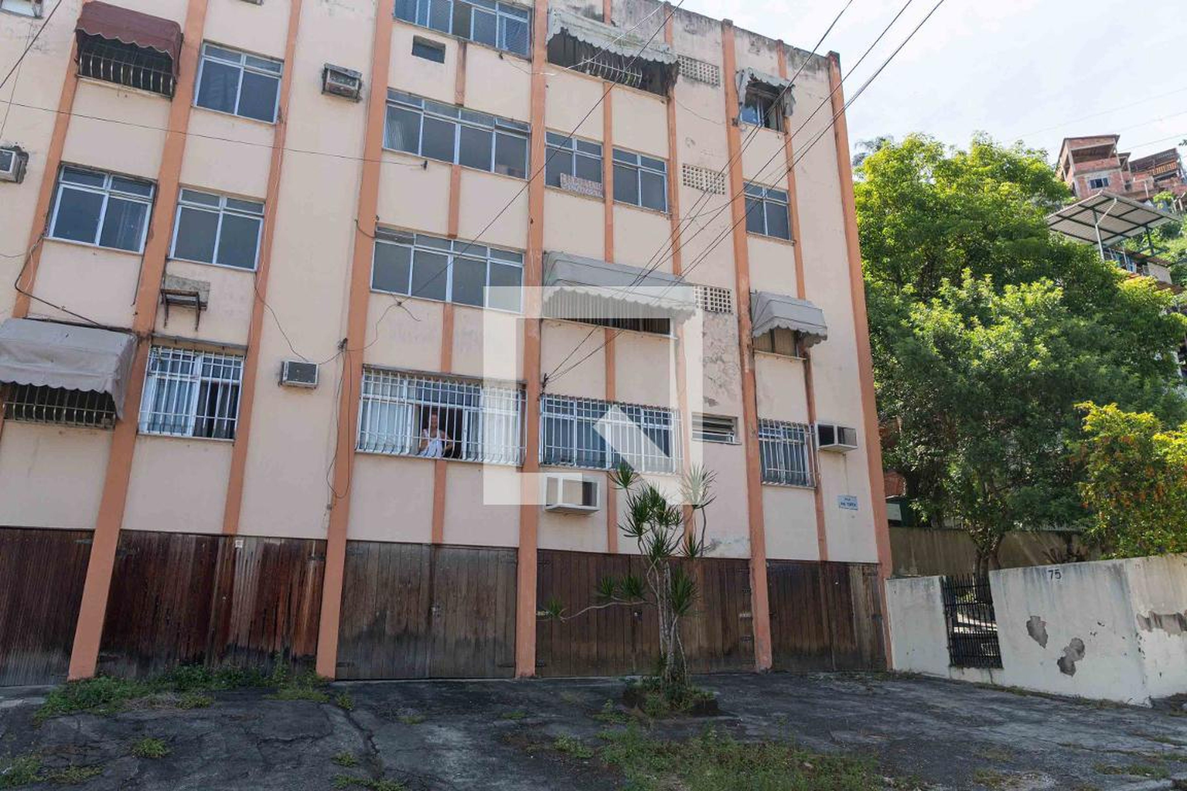 Fachada Condomínio em Rua Raul Pompéia, 8