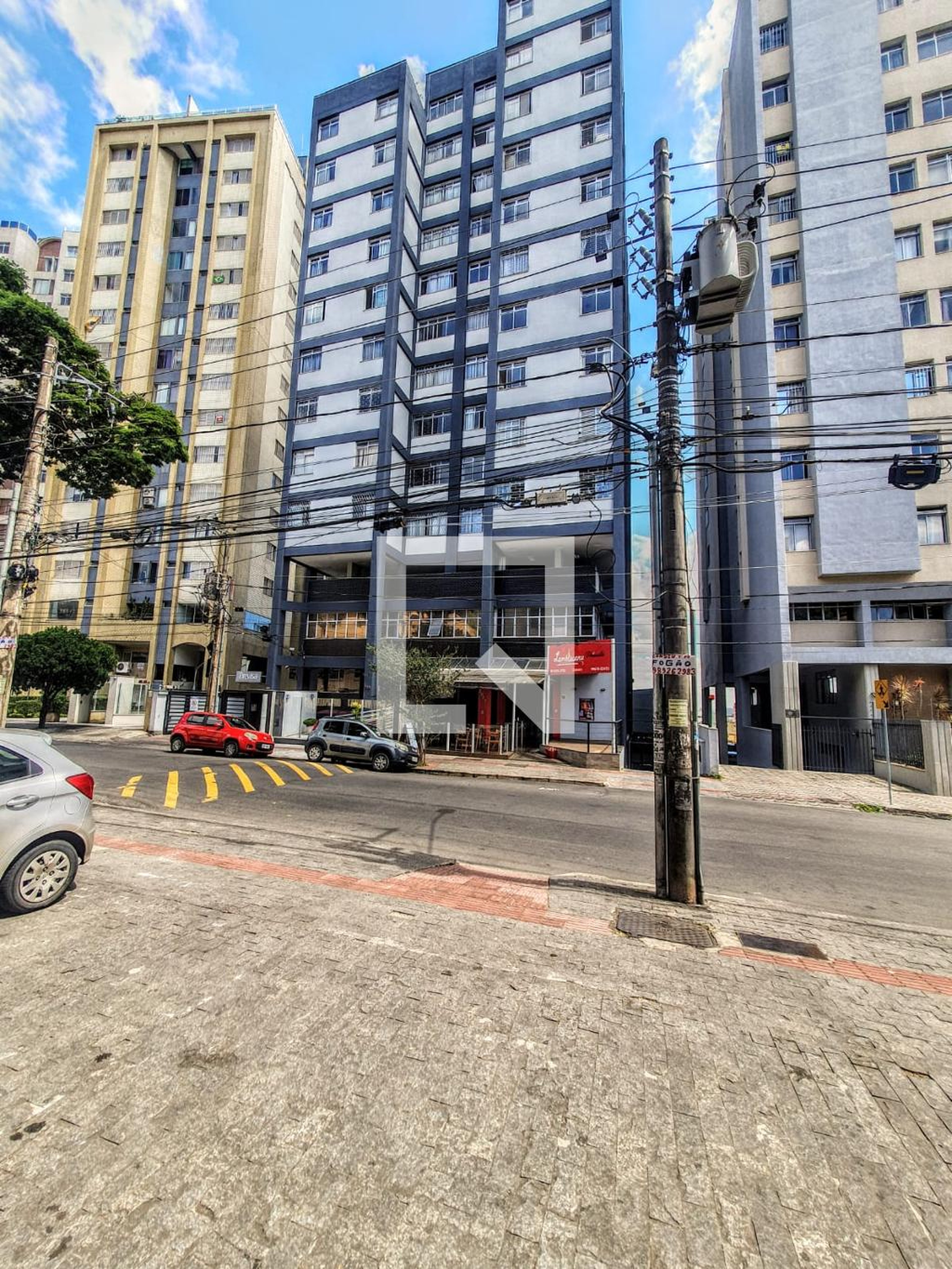 Fachada Edifício Wanderley Alvarenga Bastos