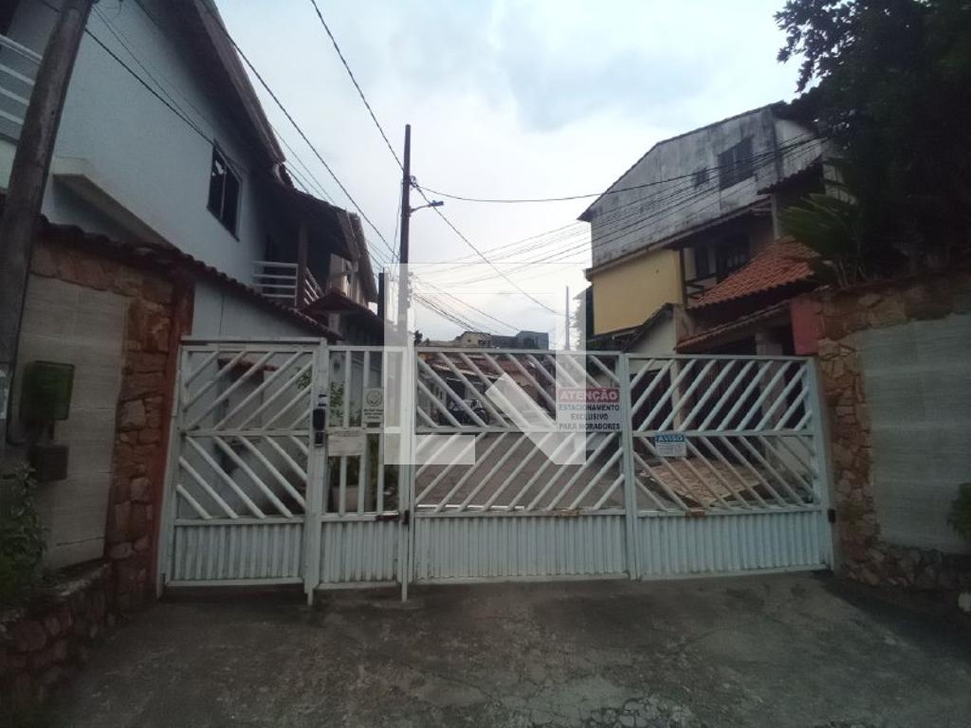 Fachada Condomínio em Rua Tejo, 190