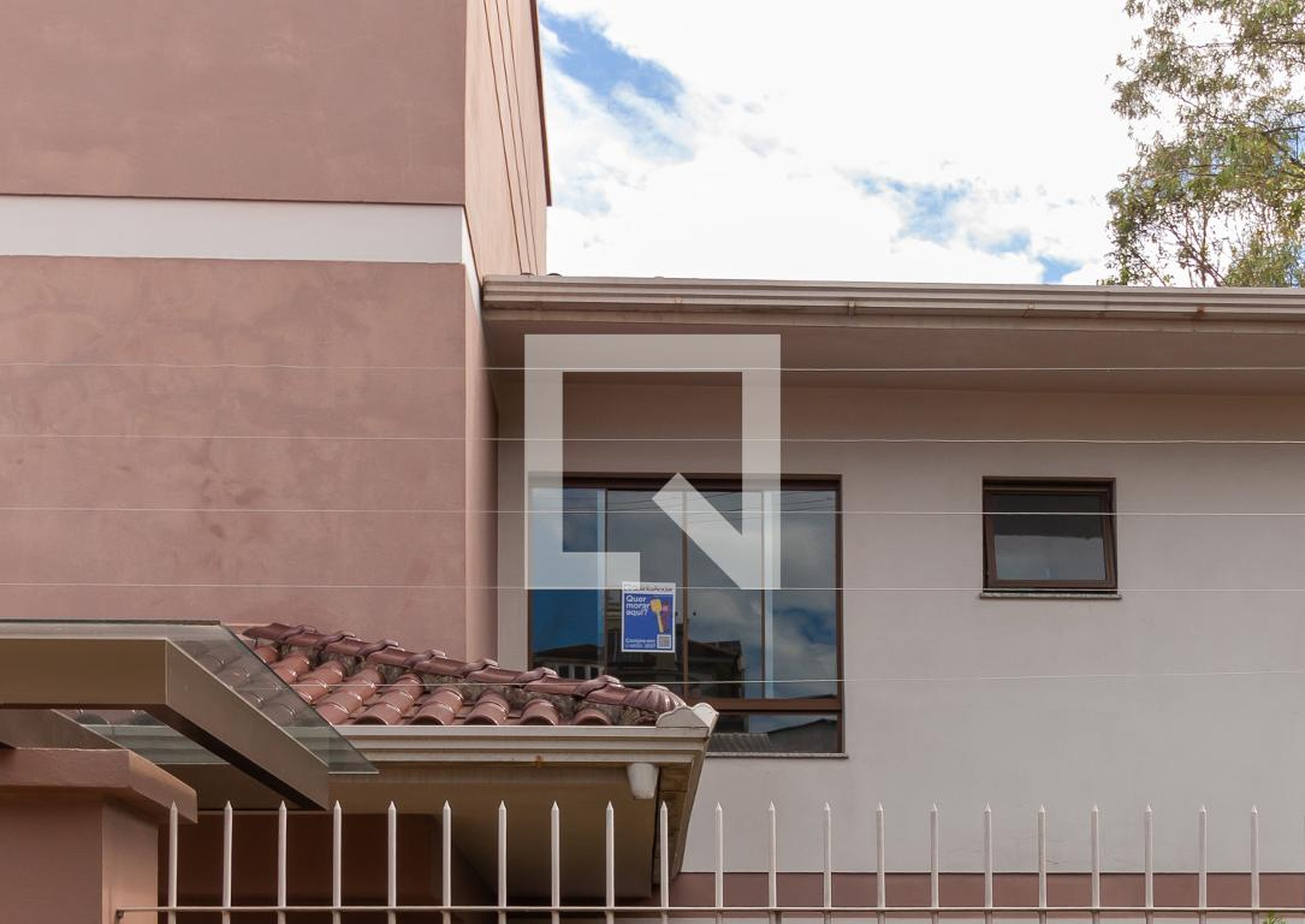 Fachada Condomínio em Rua Piauí, 423