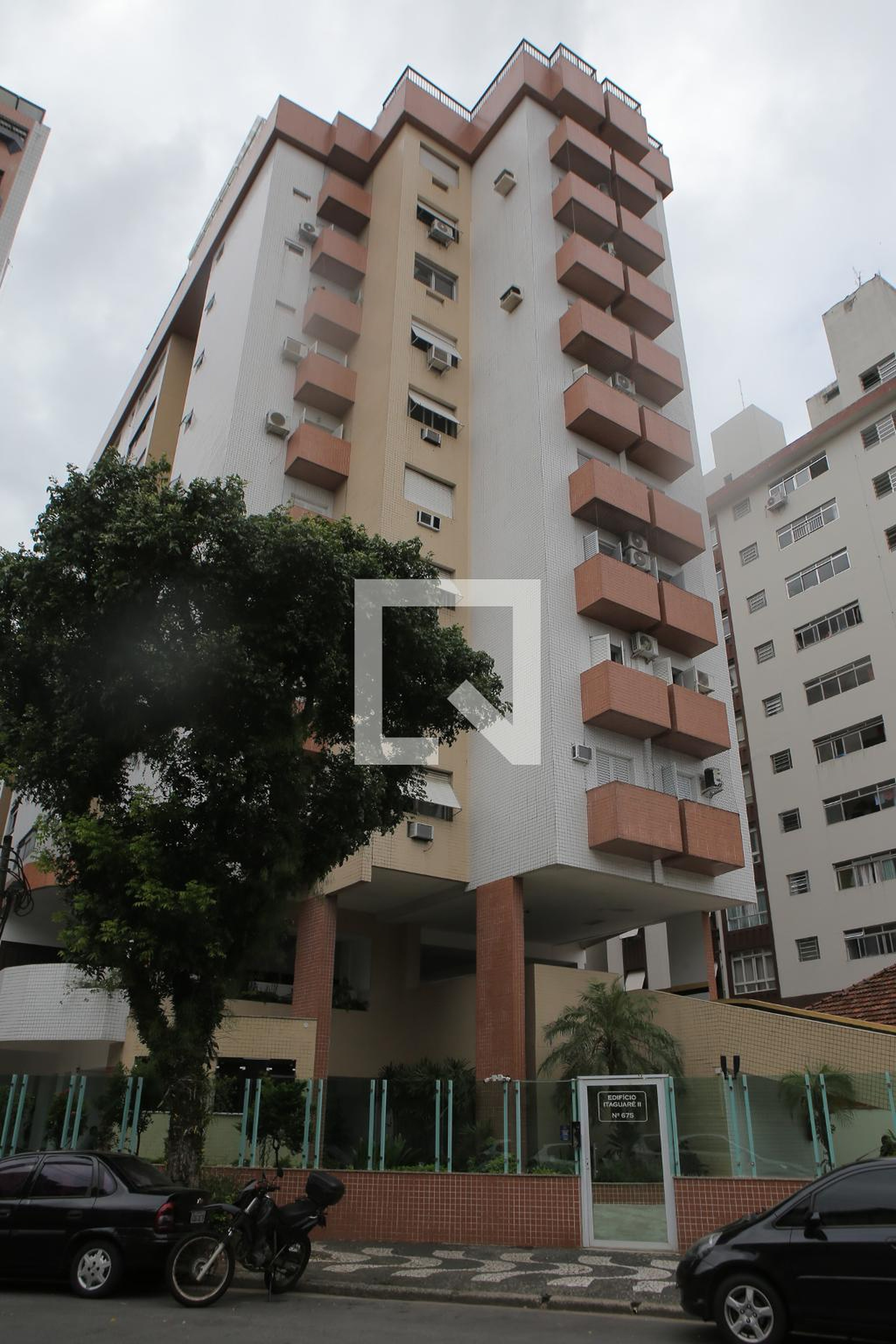 Fachada Condomínio Itaguare II