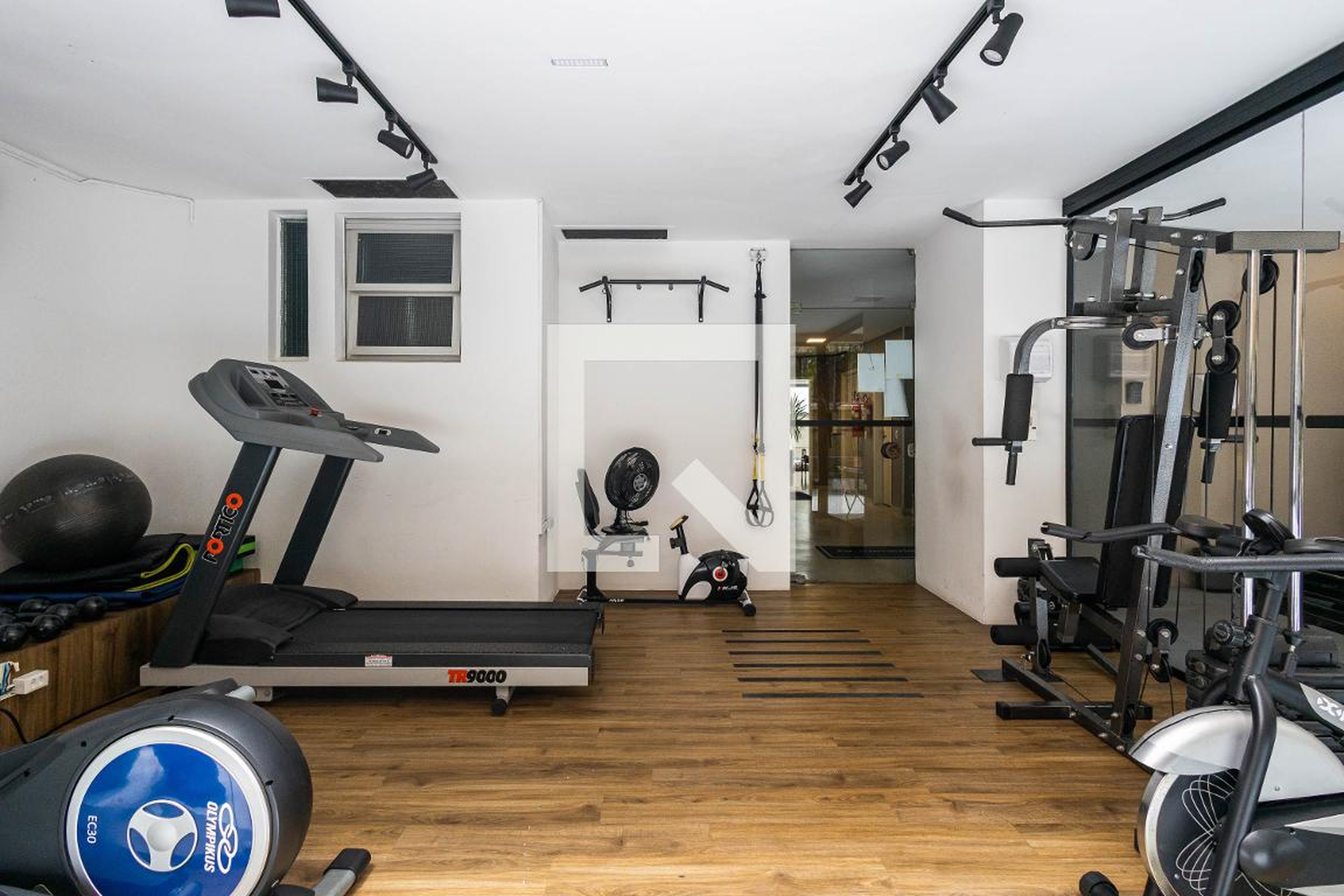 Academia - Cambridge Park