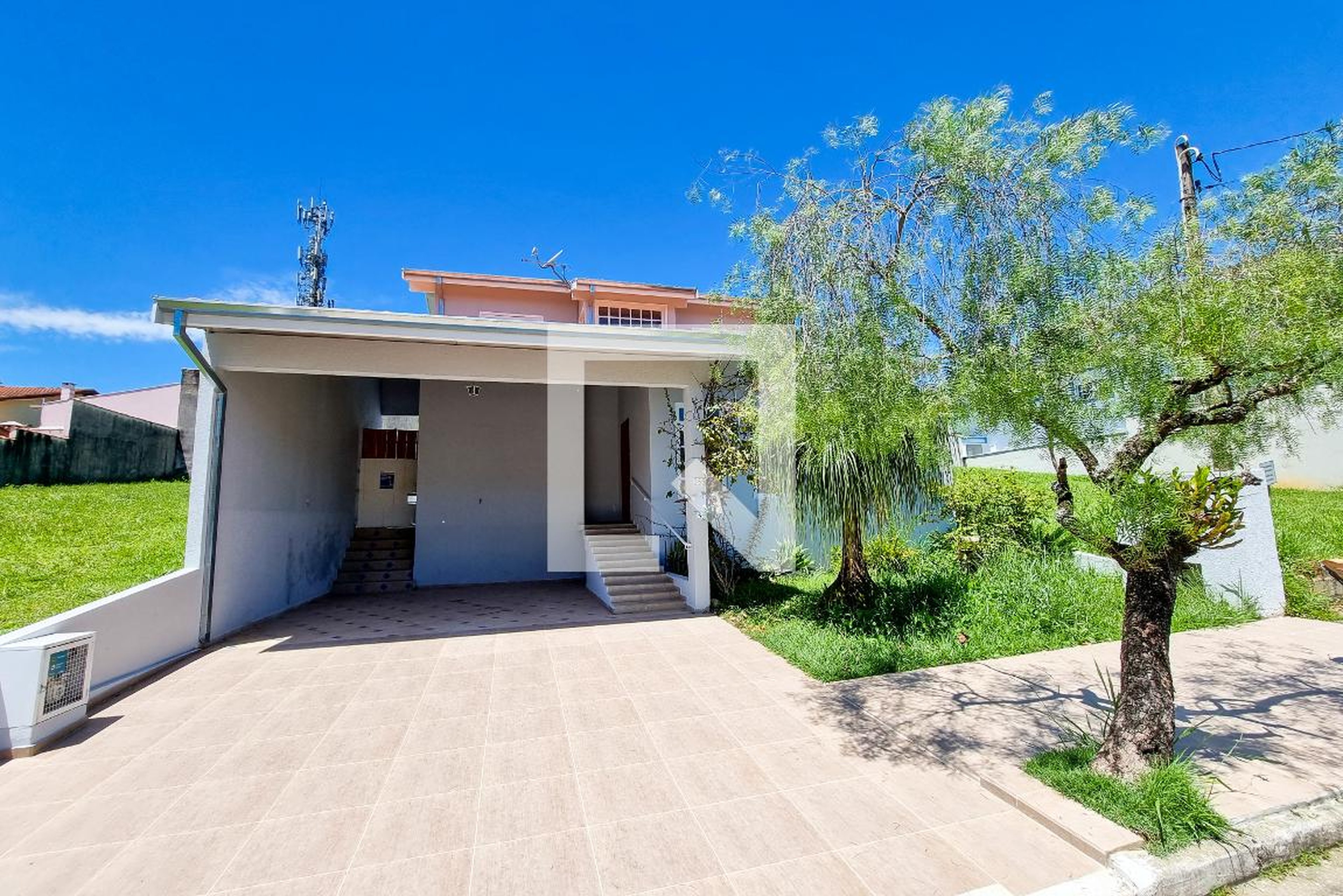 Fachada Condomínio Portal da Serra