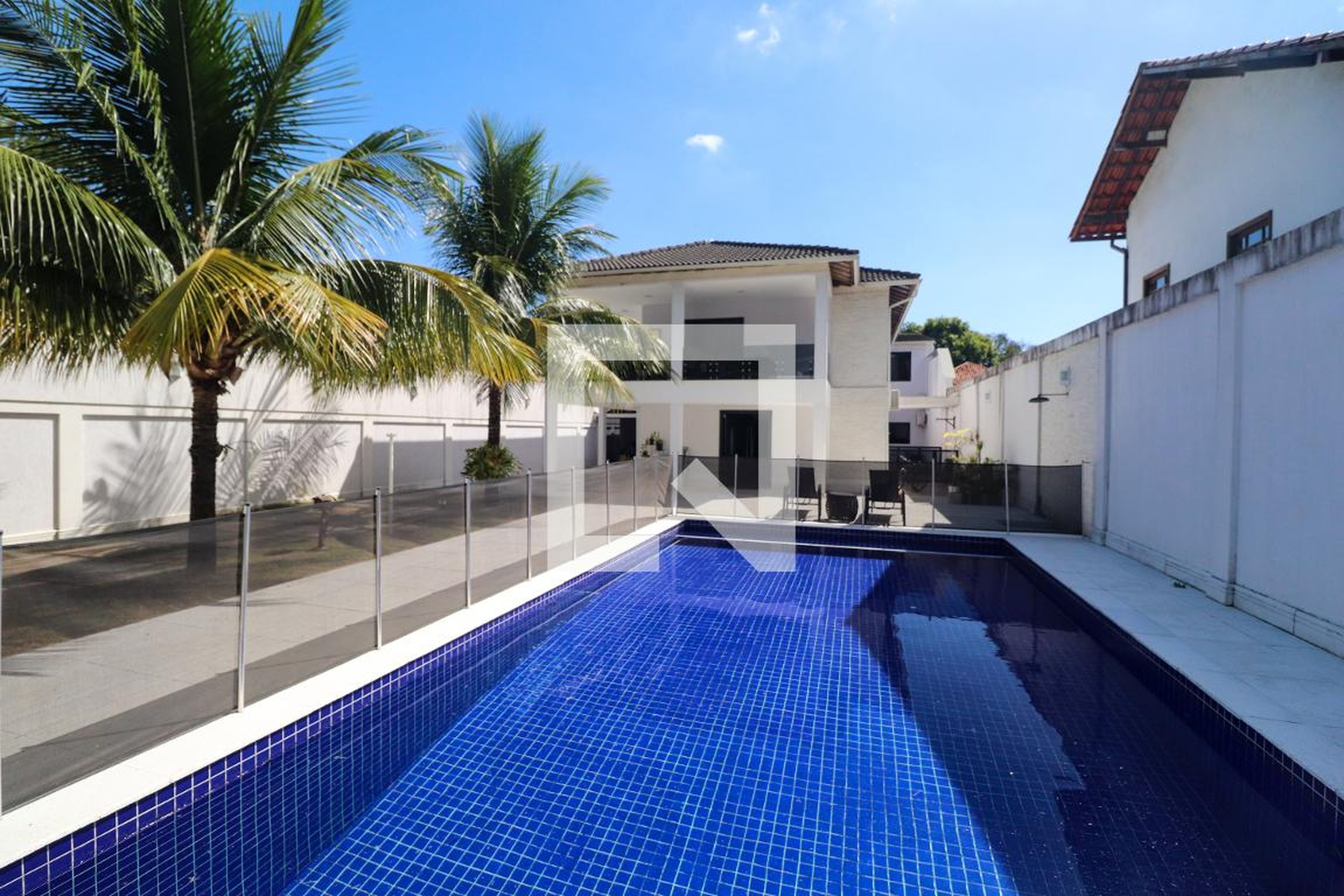 Piscina Condomínio Bosque dos Esquilos