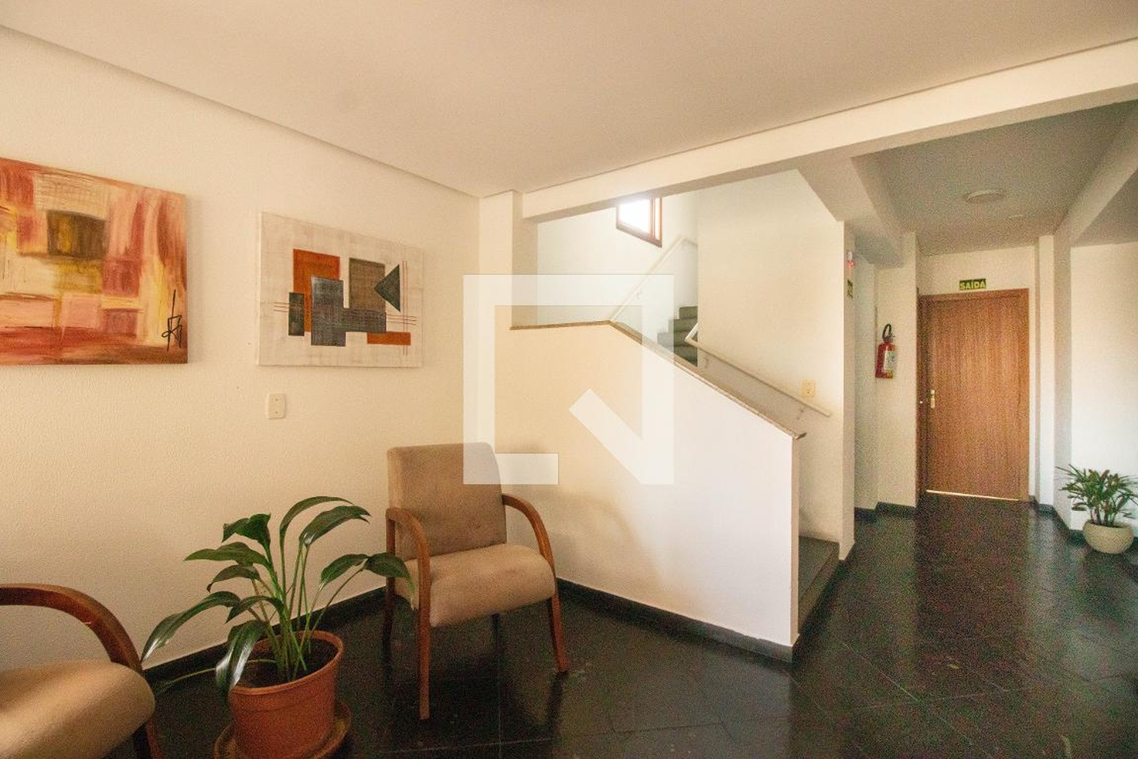 Hall de entrada - Edifício Residencial Guarapari