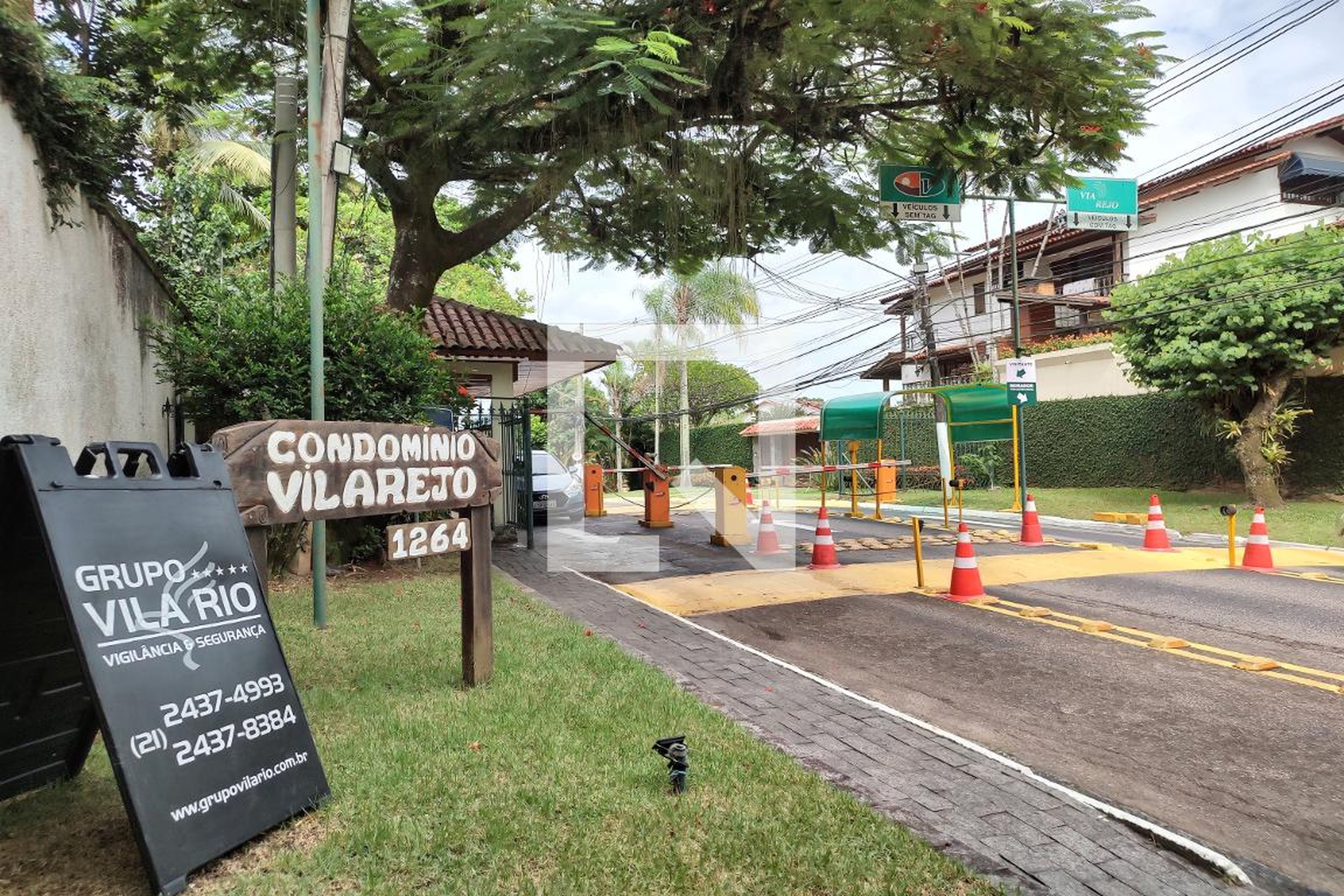 Fachada do Condomínio Condomínio em Rua Michael Faraday, 280
