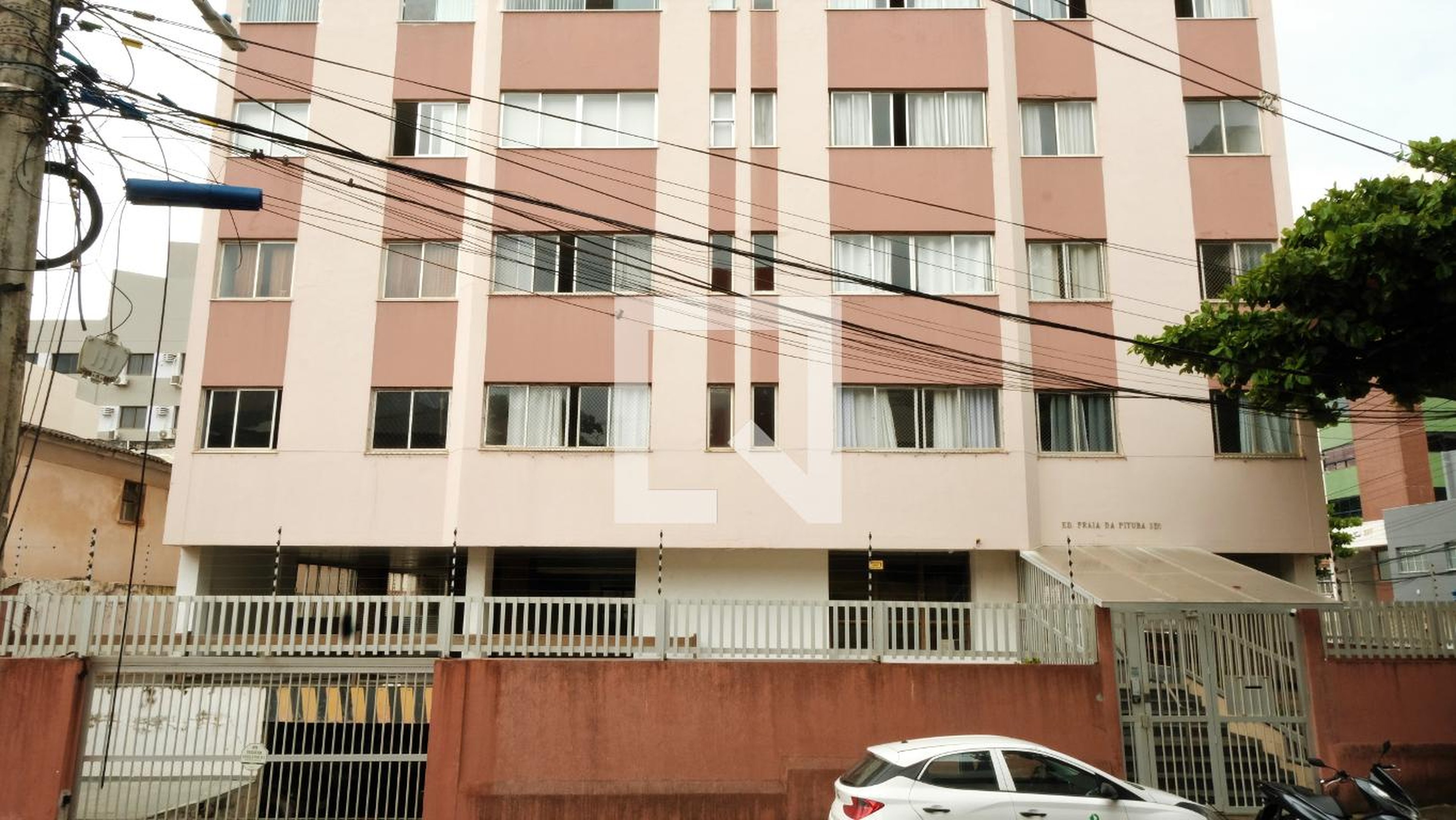 Fachada Edifício Praia da Pituba