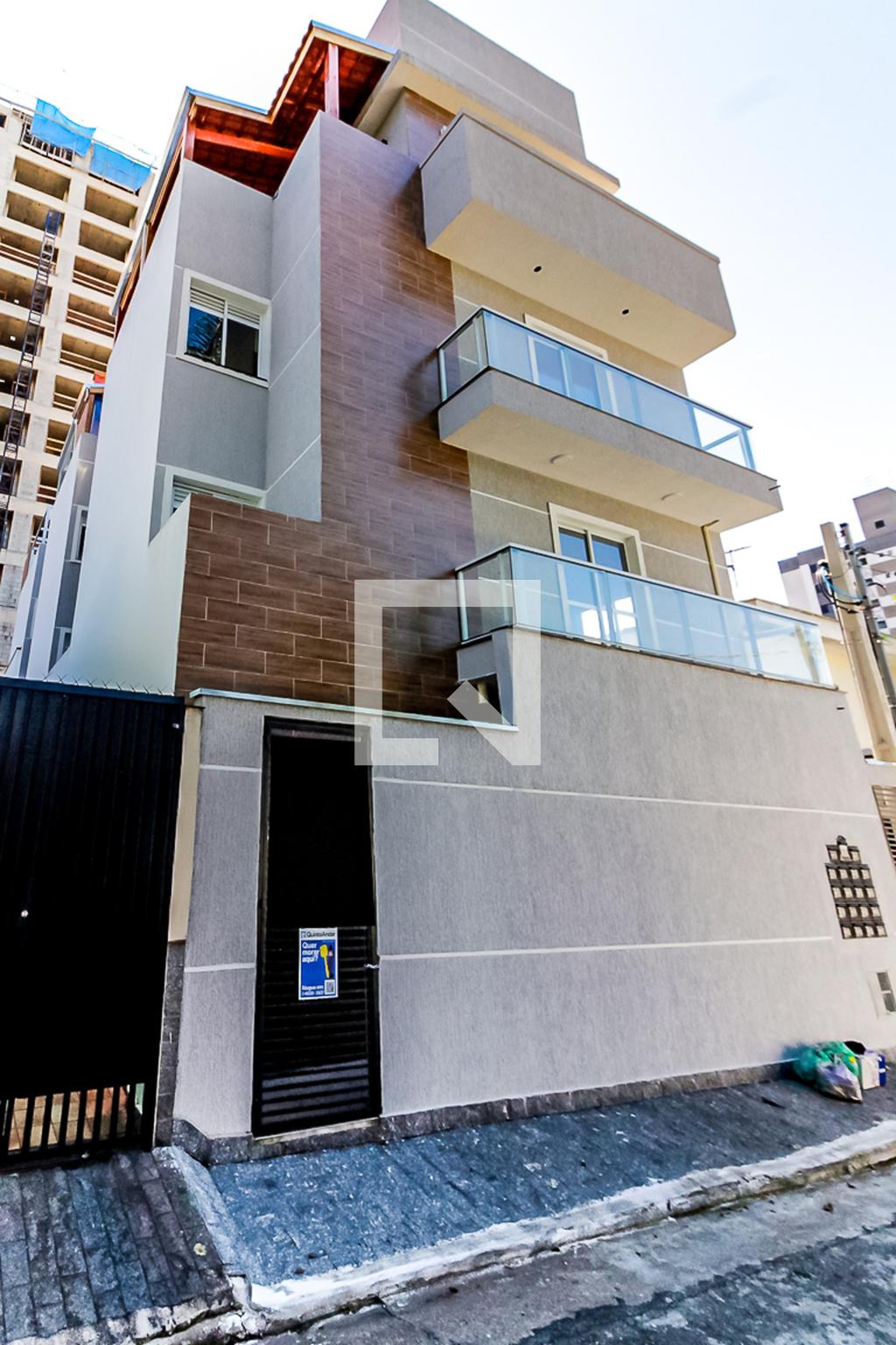 Fachada do Condomínio Condomínio em Rua Marinheiro, 76