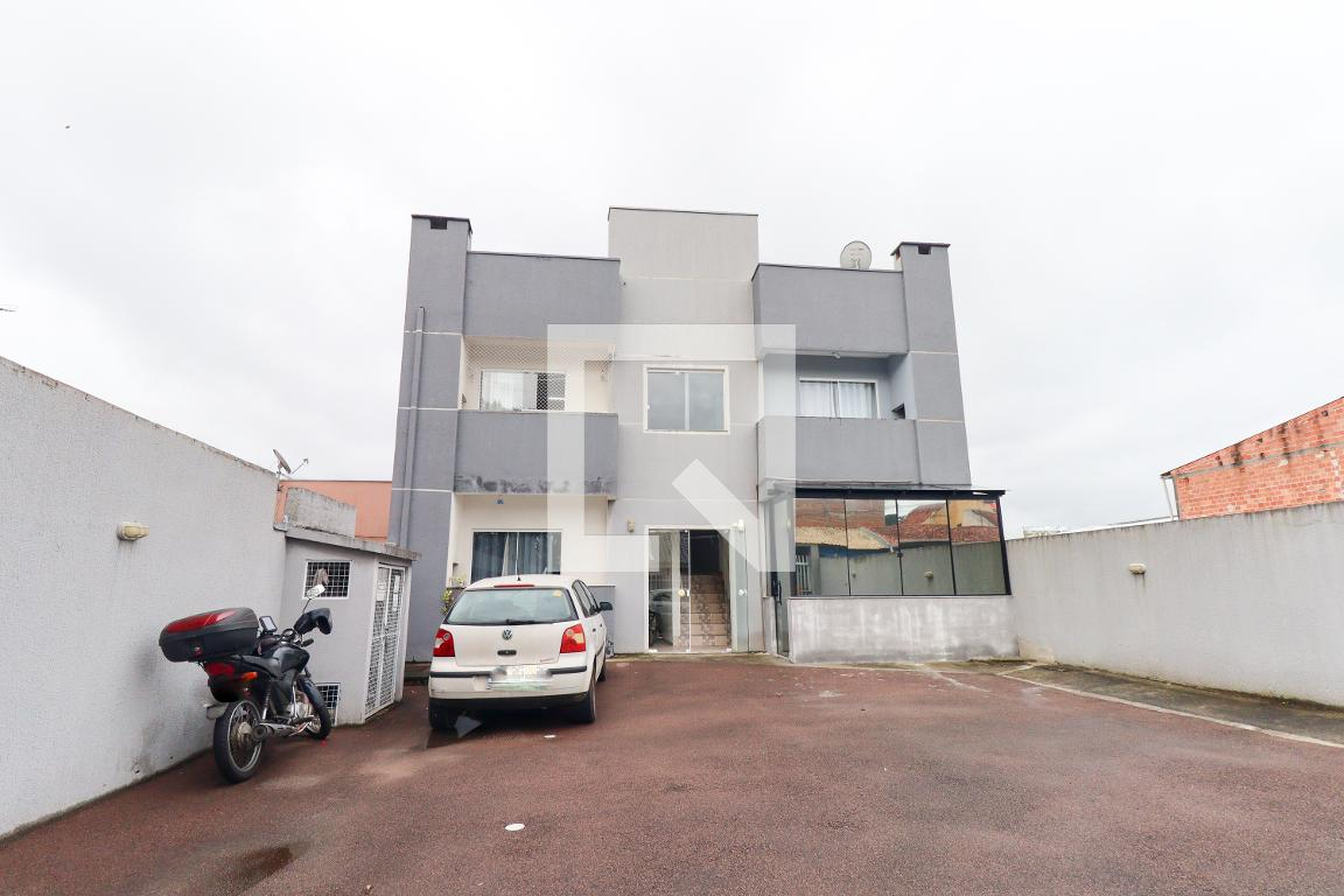Fachada Condomínio em Rua José Nunes Pacheco, 158