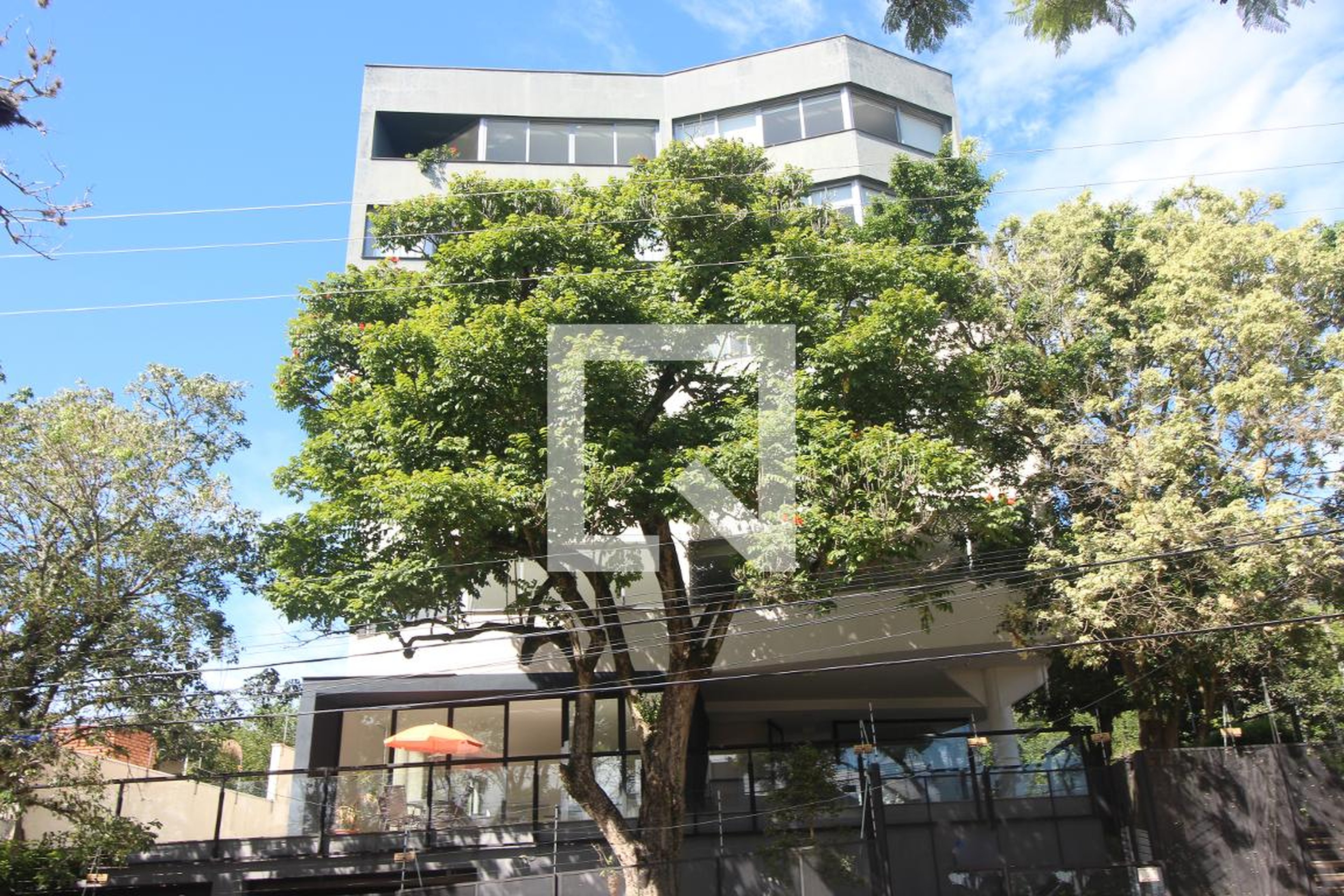 Fachada do Prédio Condomínio Cleveland