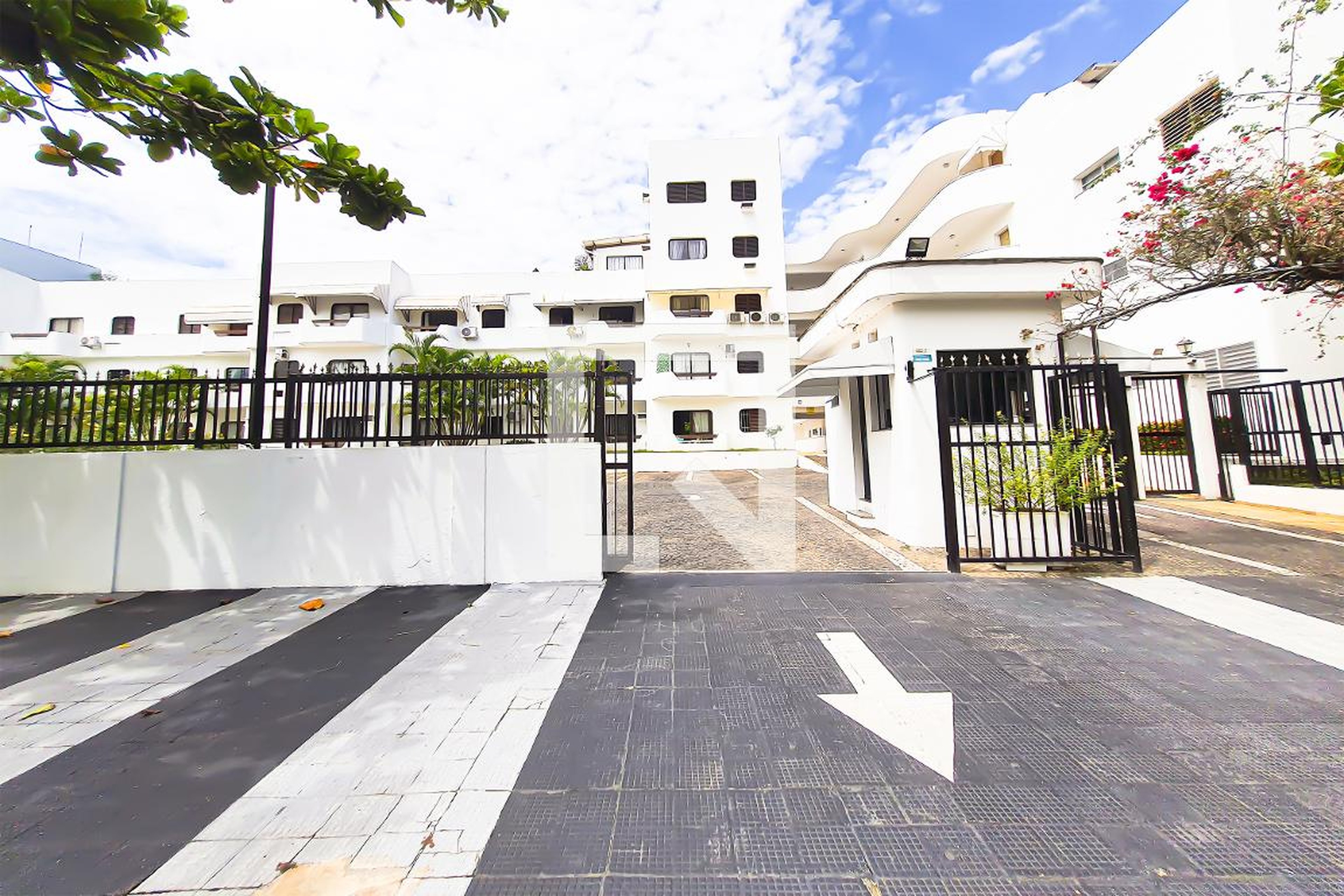 Fachada do Condominio Condomínio Conjunto Solar Casablanca